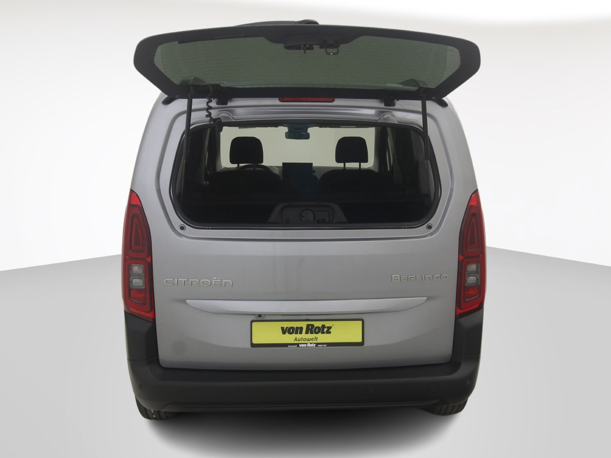 listing desktop thumbnail image 3