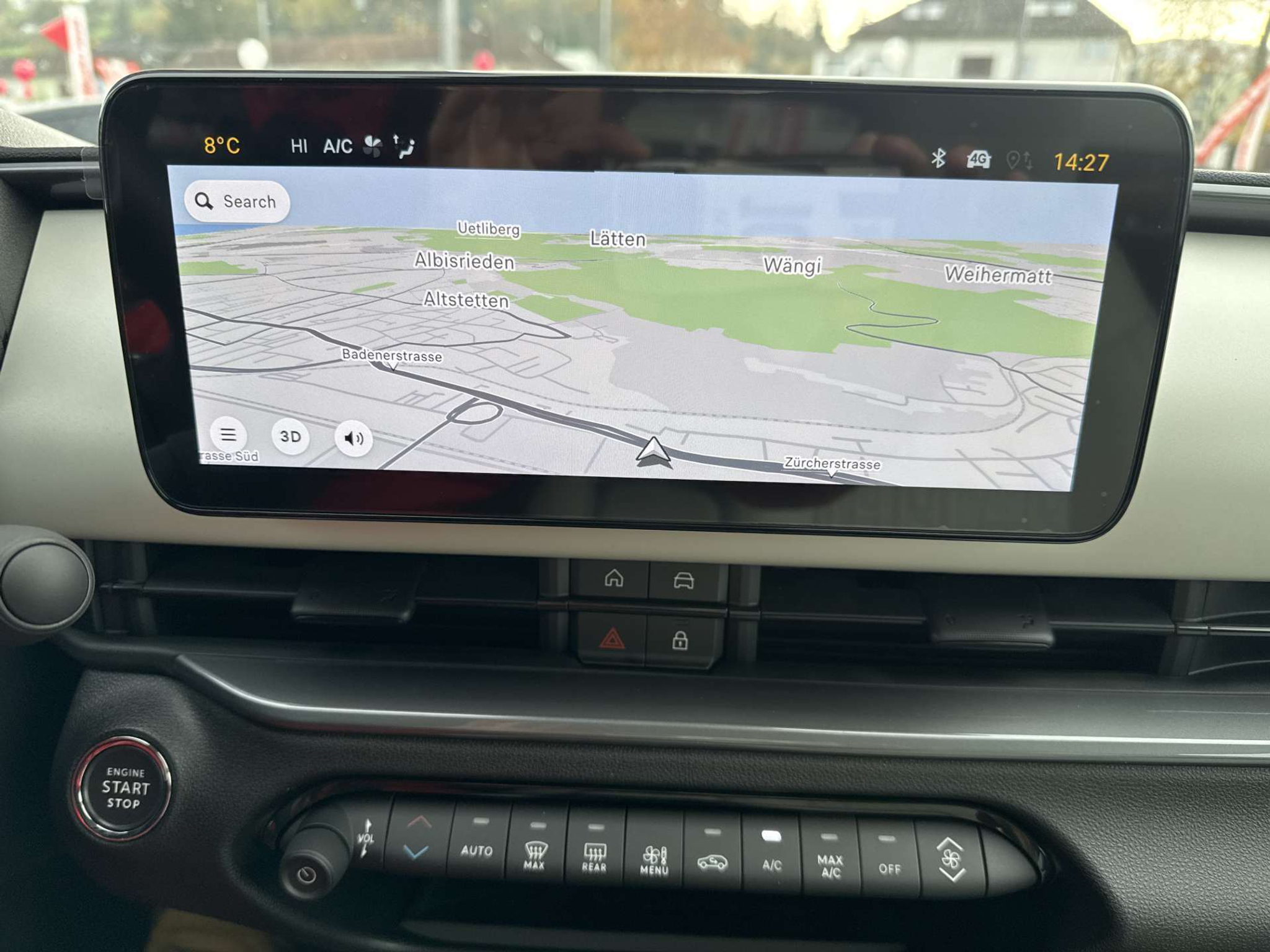 listing desktop thumbnail image 1