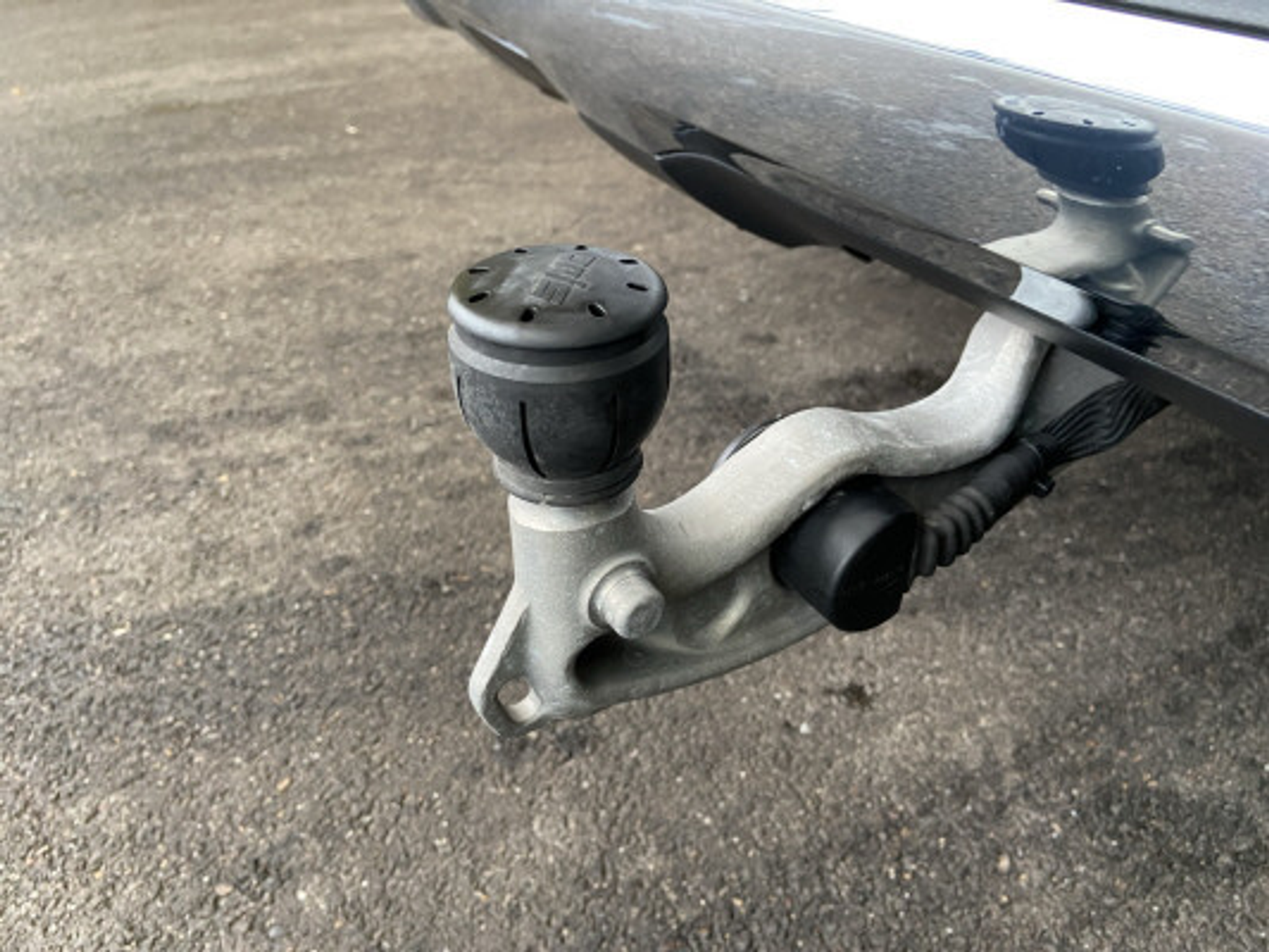 listing desktop thumbnail image 6