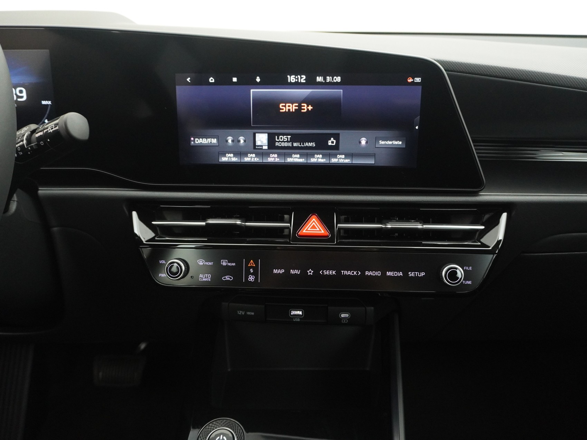 listing desktop thumbnail image 17