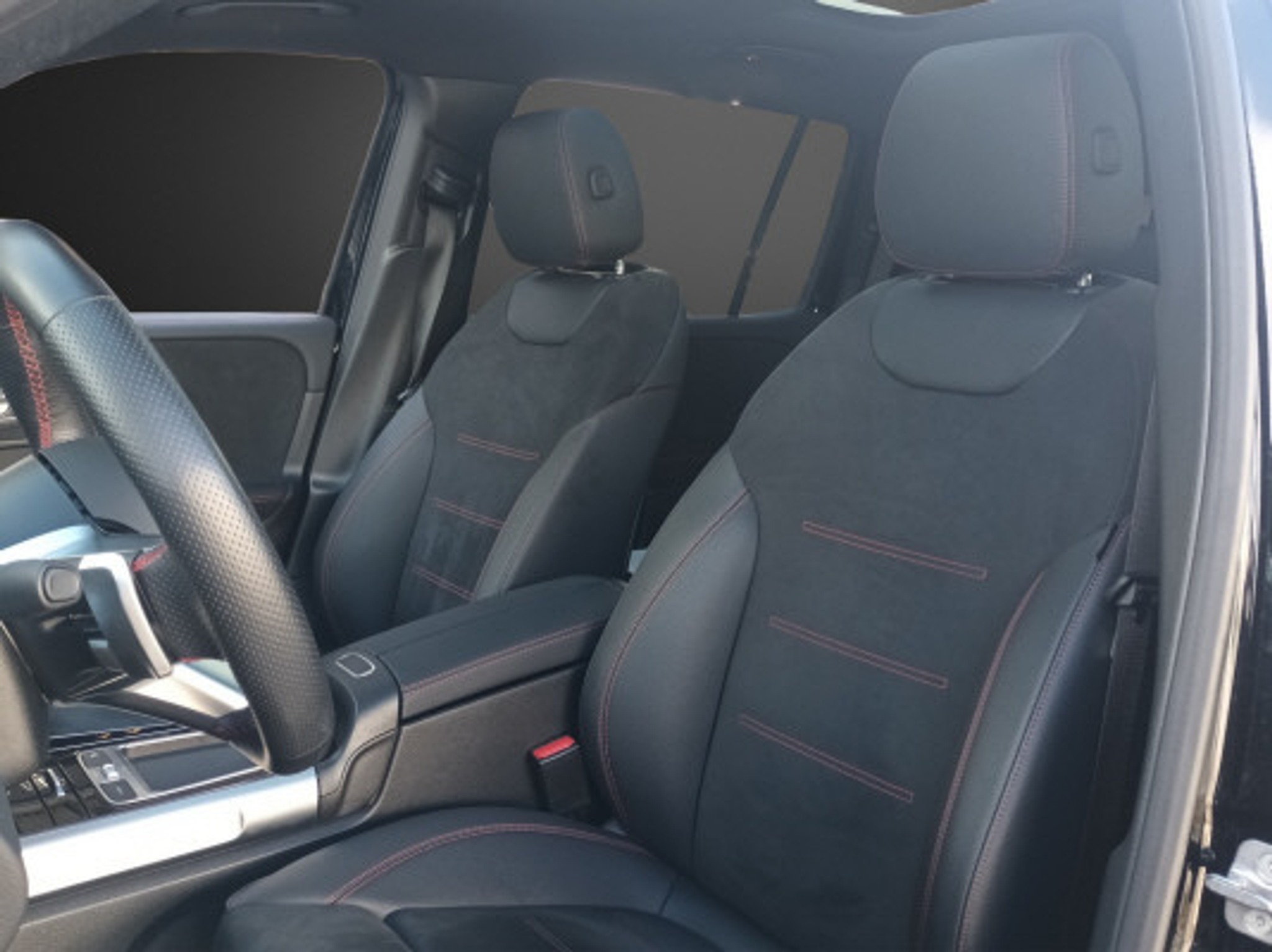 listing desktop thumbnail image 6