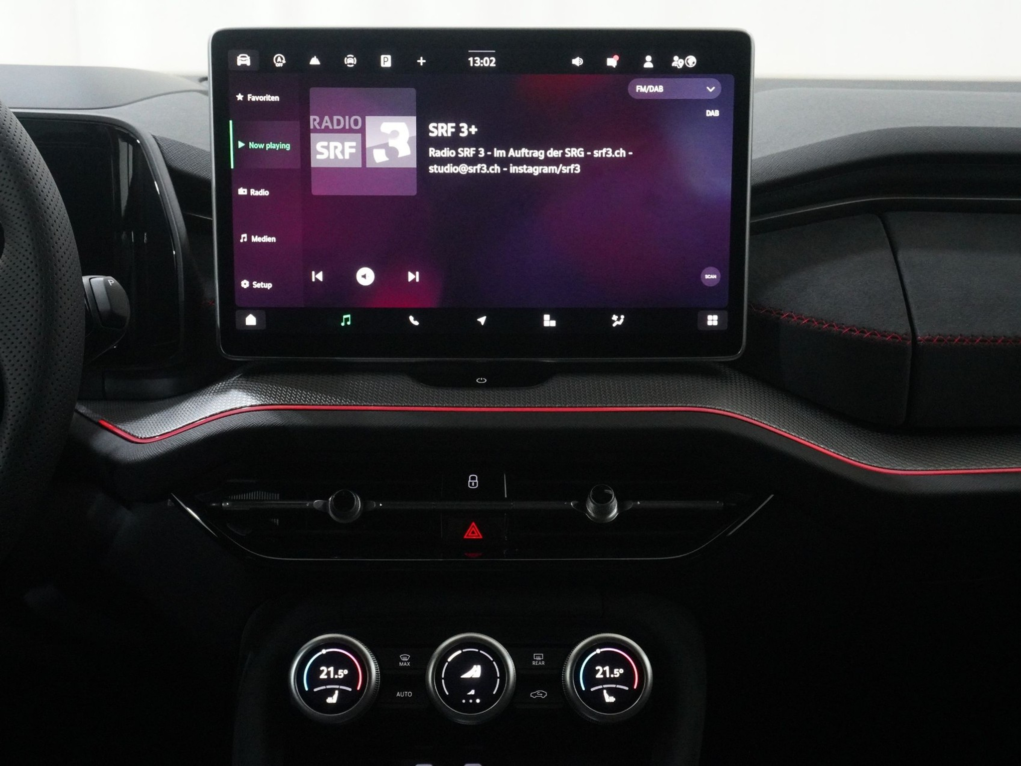 listing desktop thumbnail image 23