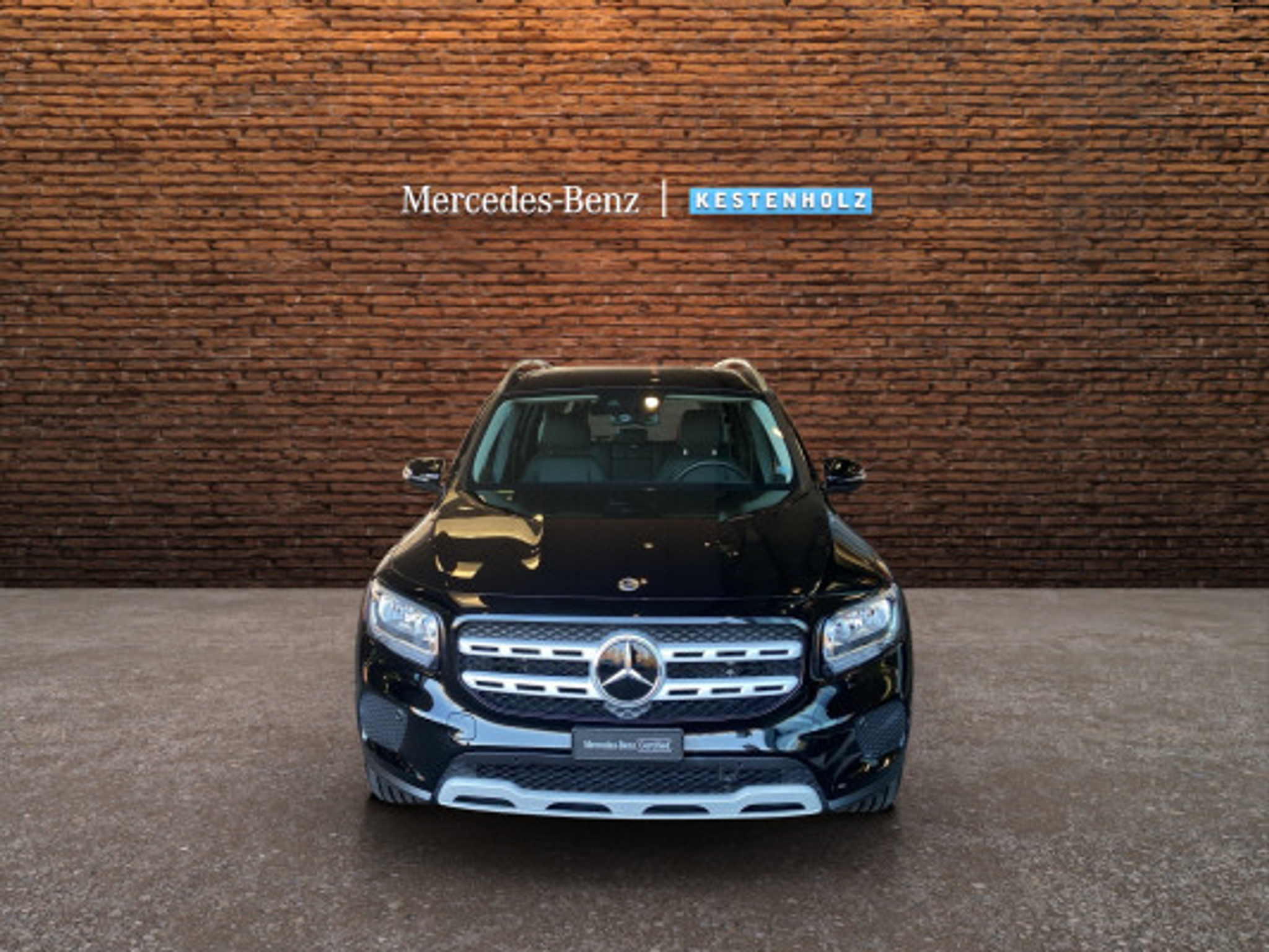 listing desktop thumbnail image 4