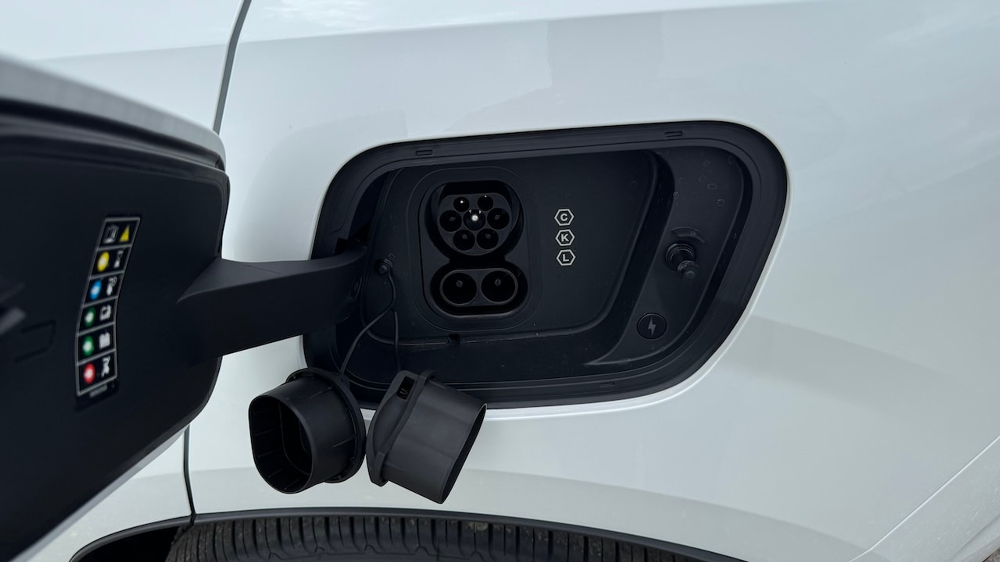 listing desktop thumbnail image 10