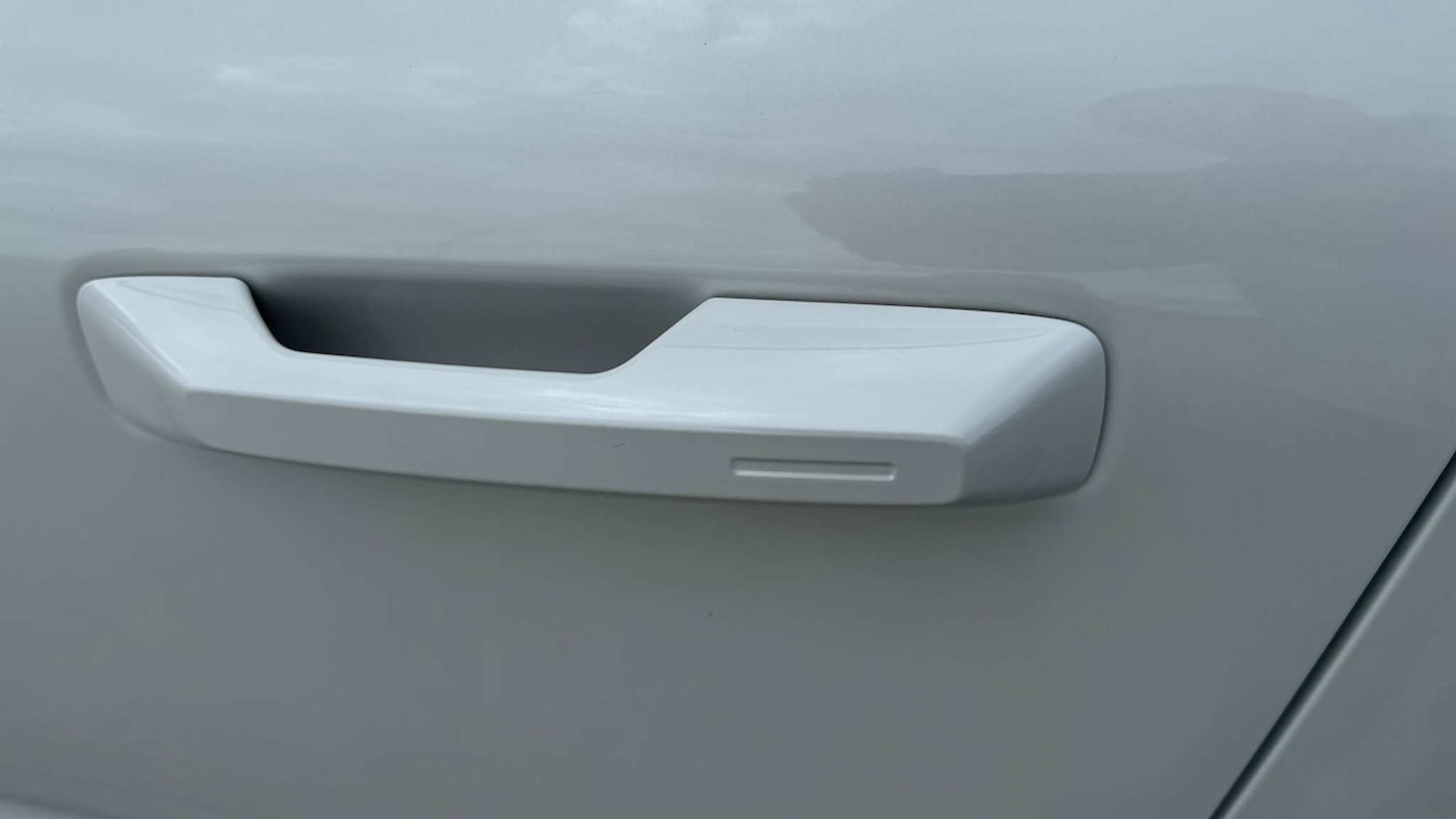 listing desktop thumbnail image 11