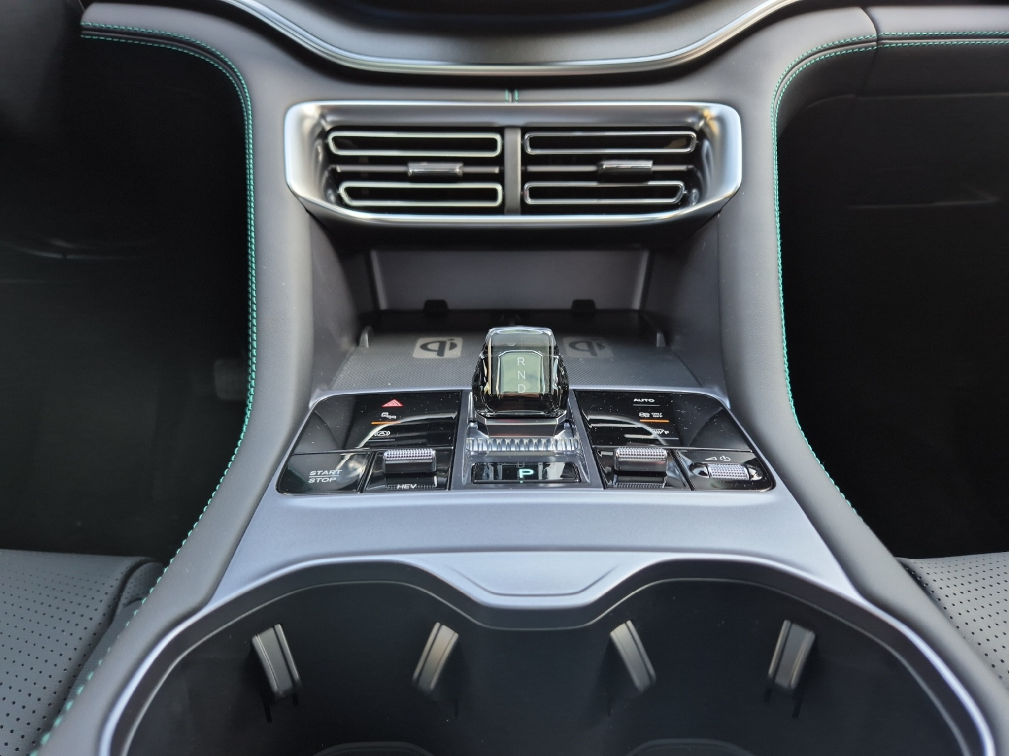 listing desktop thumbnail image 22