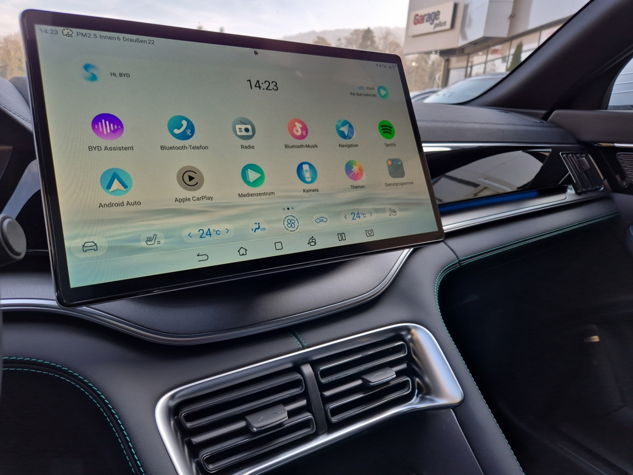 listing desktop thumbnail image 27