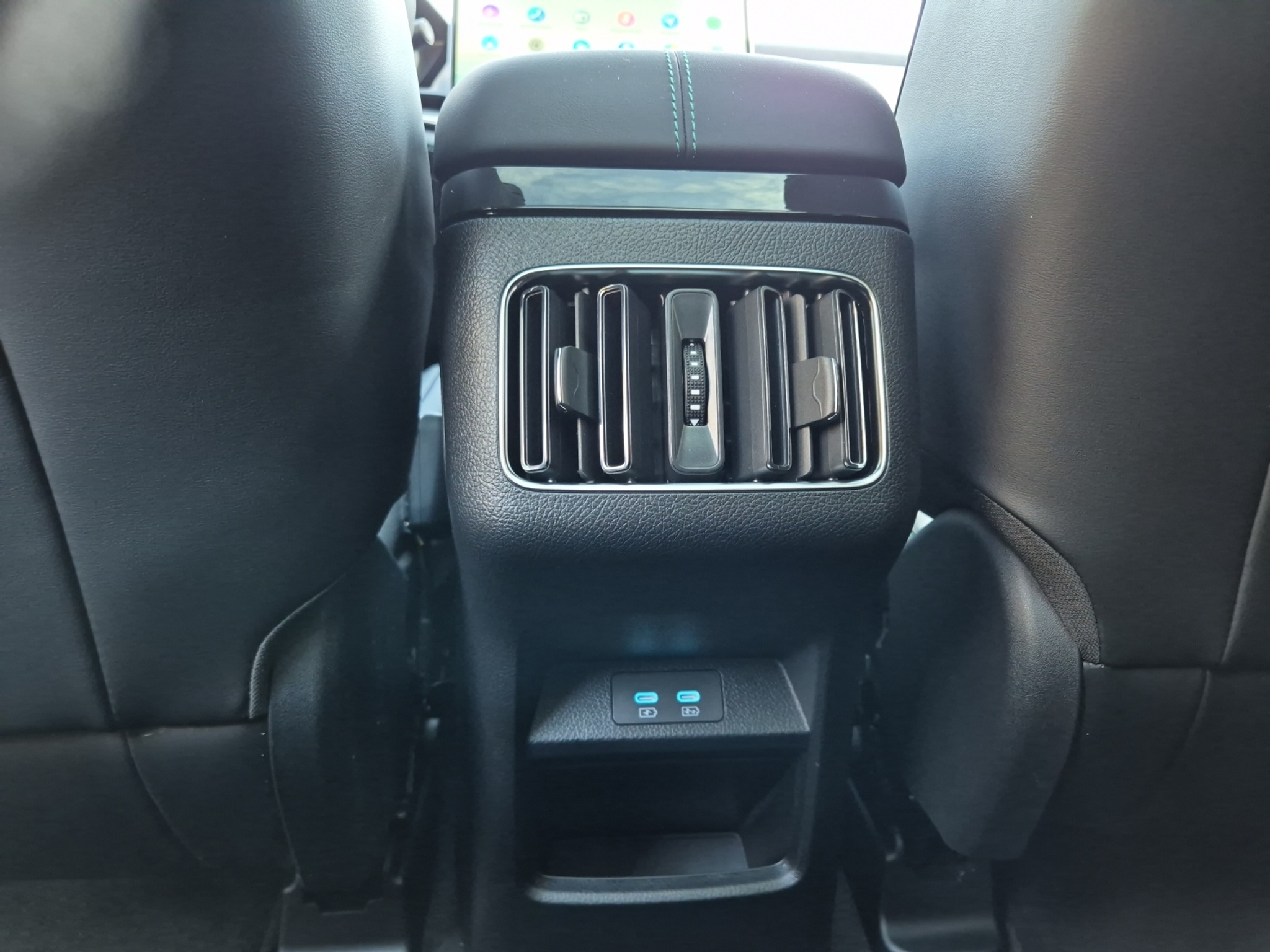 listing desktop thumbnail image 28