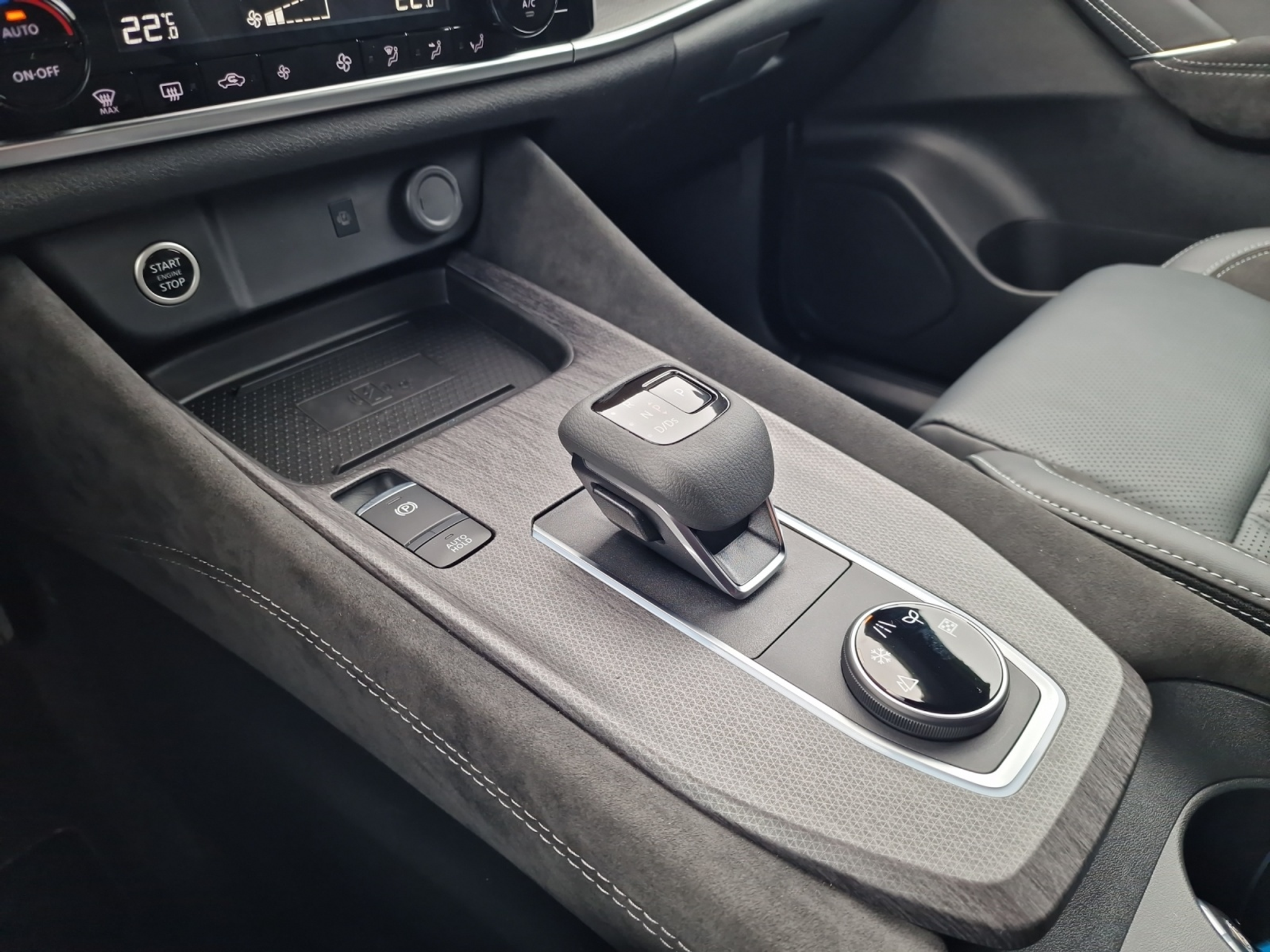 listing desktop thumbnail image 16