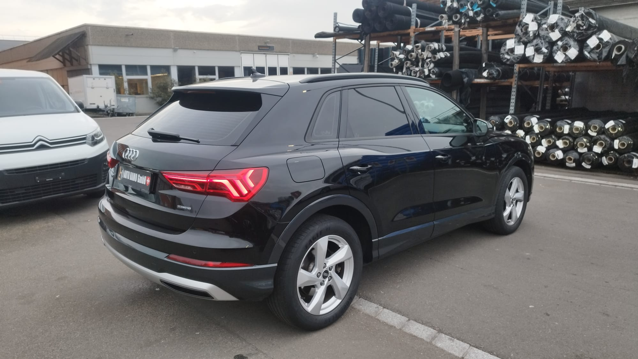 listing desktop thumbnail image 5