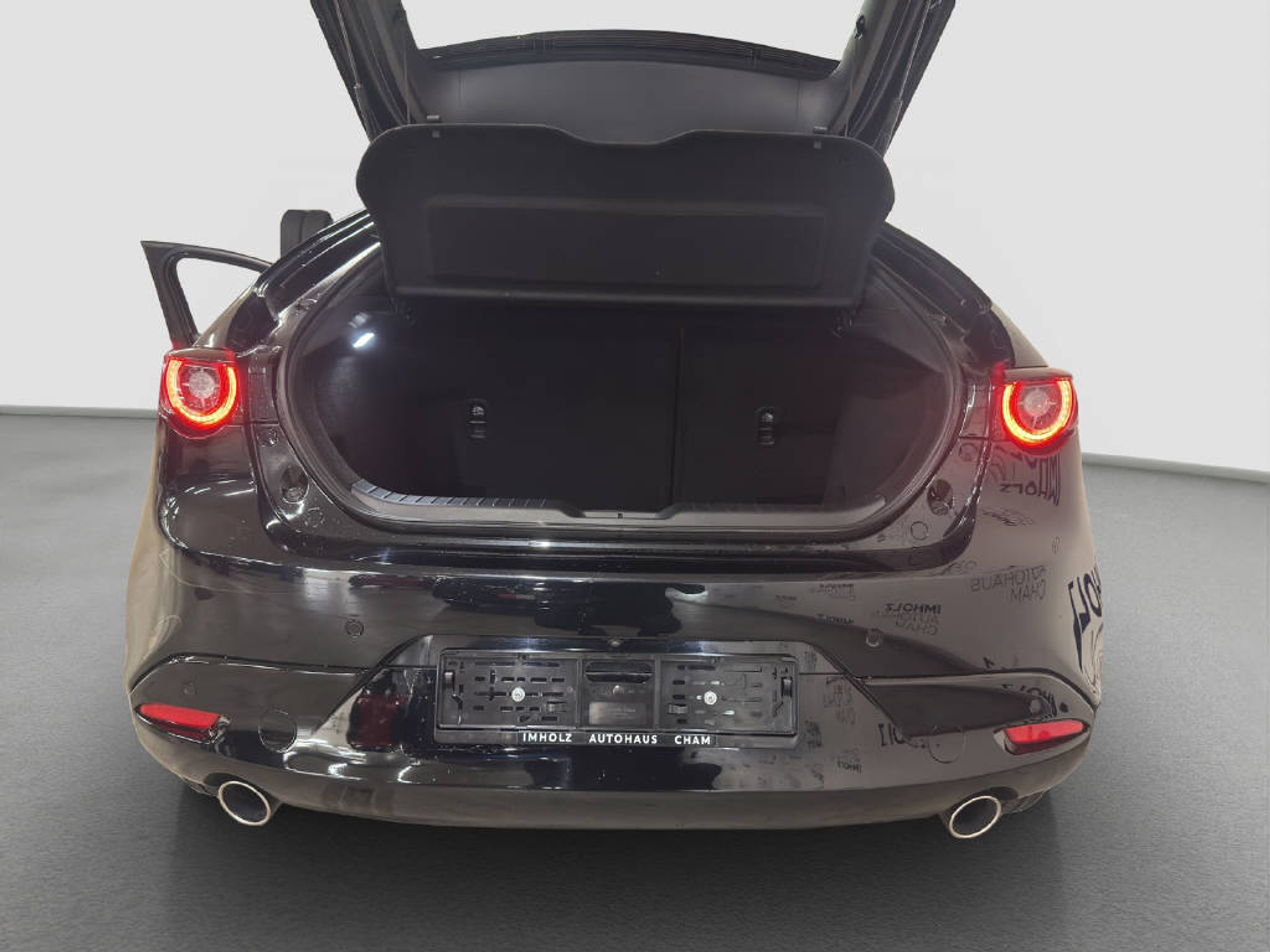 listing desktop thumbnail image 13