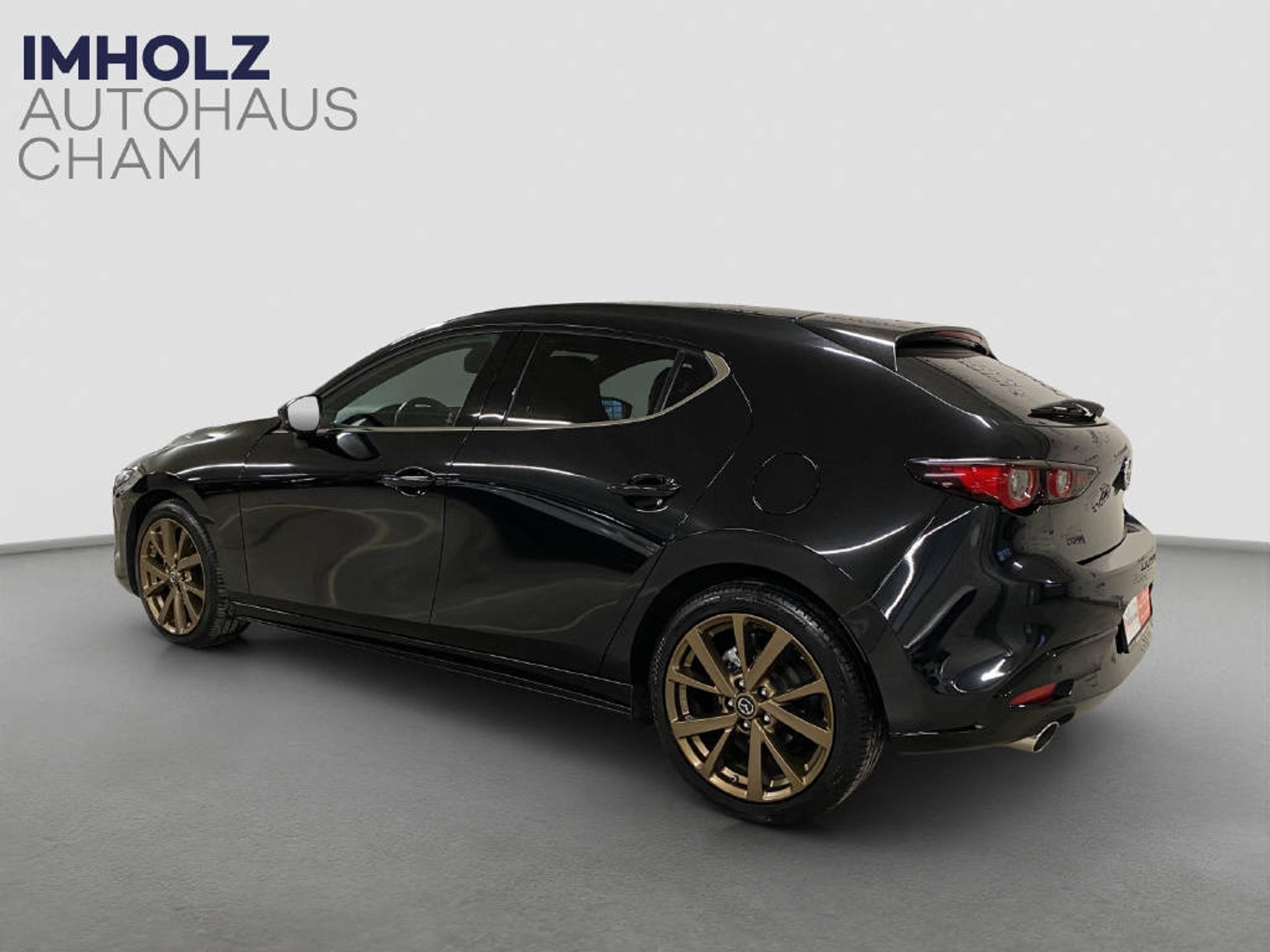 listing desktop thumbnail image 2