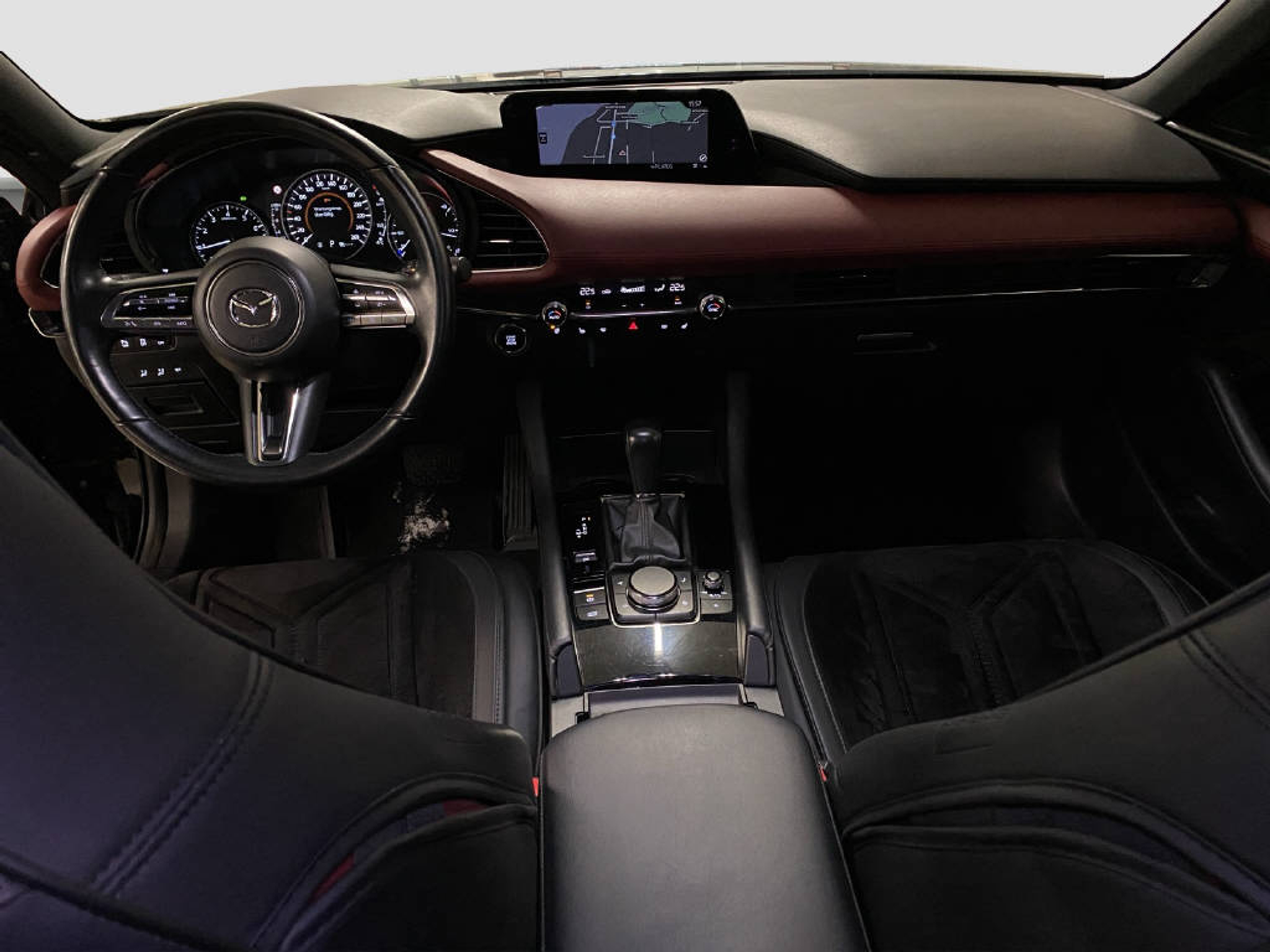 listing desktop thumbnail image 10