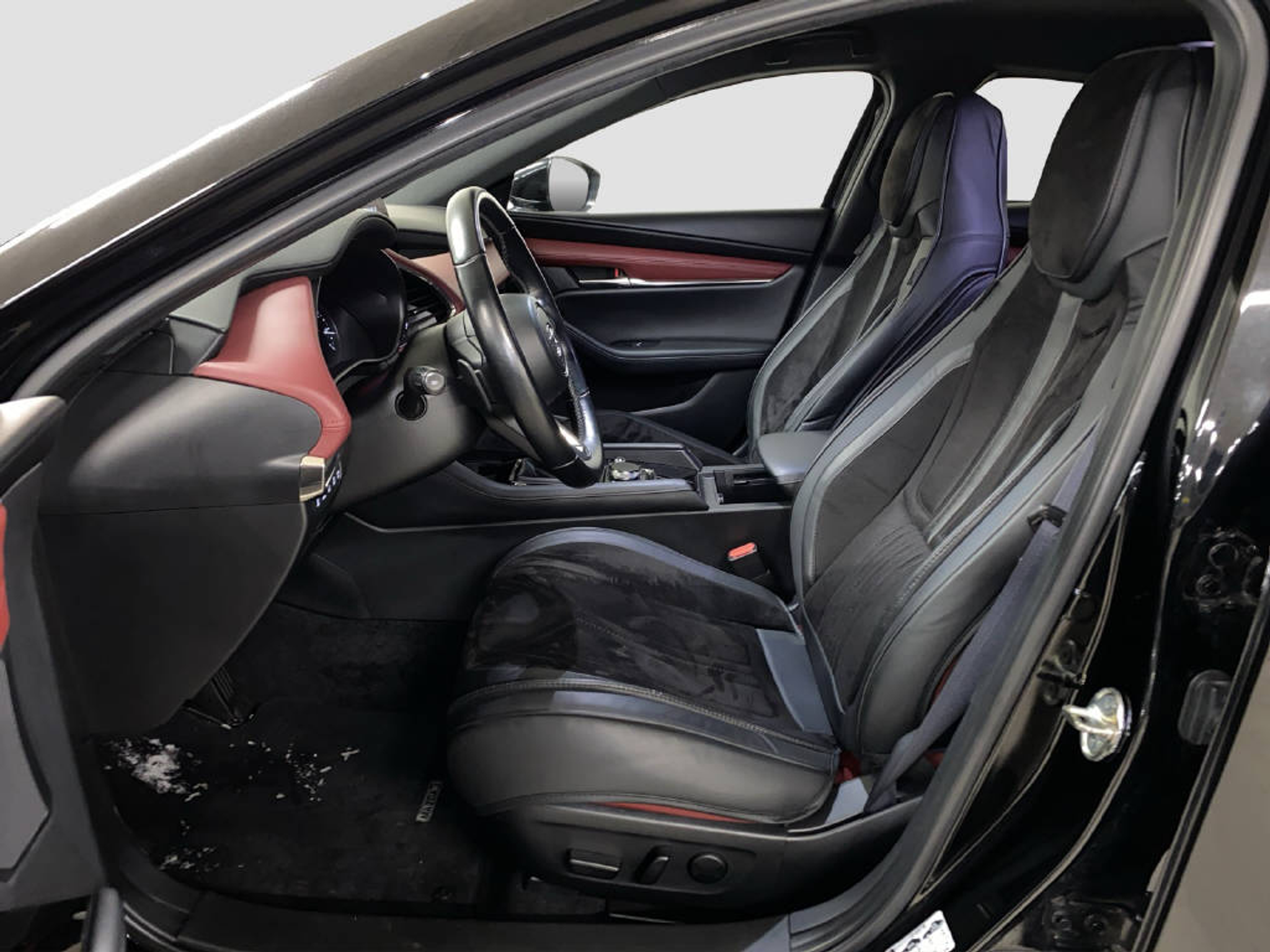 listing desktop thumbnail image 5