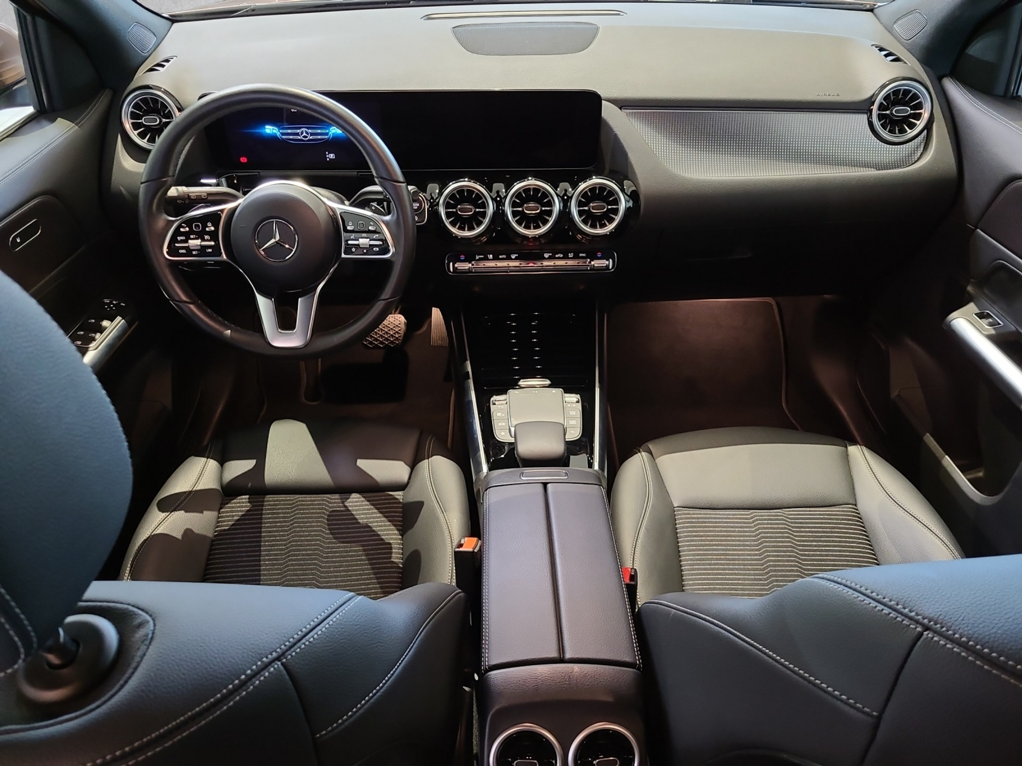 listing desktop thumbnail image 11