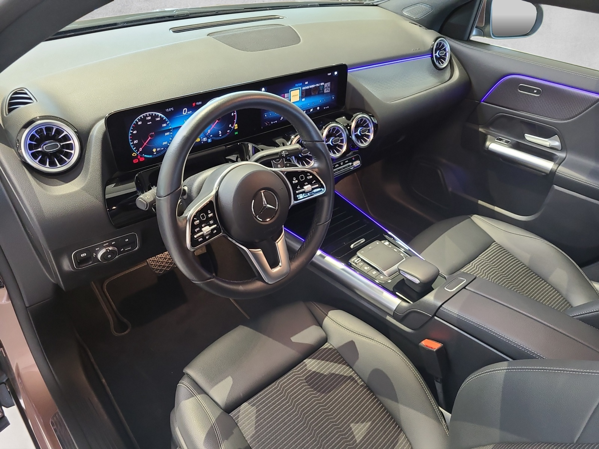 listing desktop thumbnail image 6