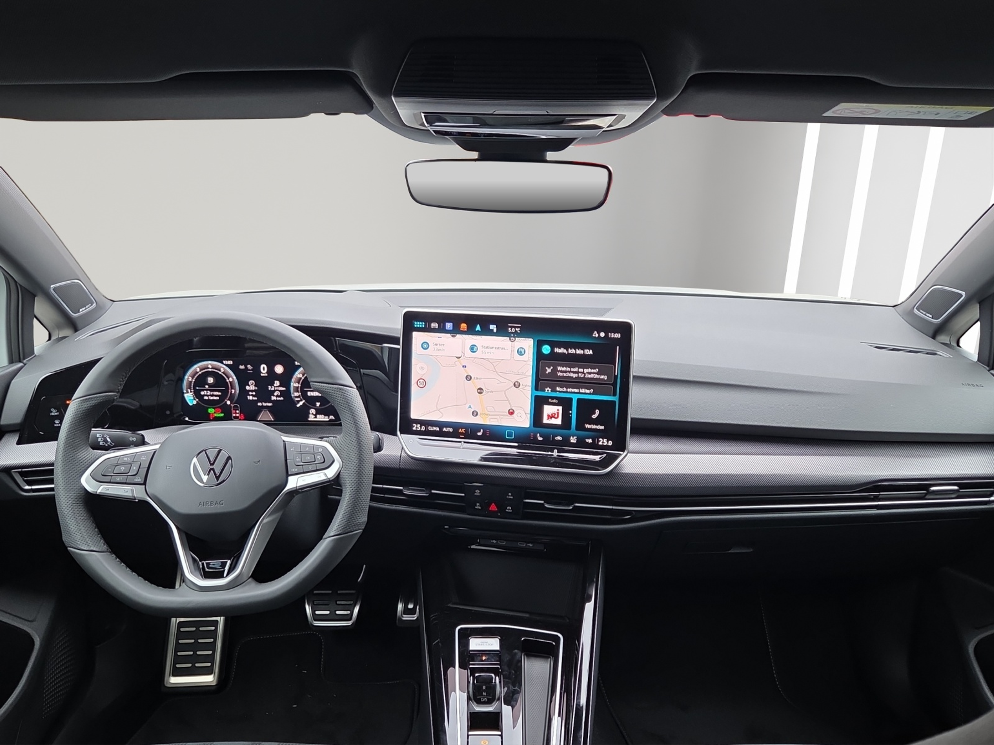 listing desktop thumbnail image 6