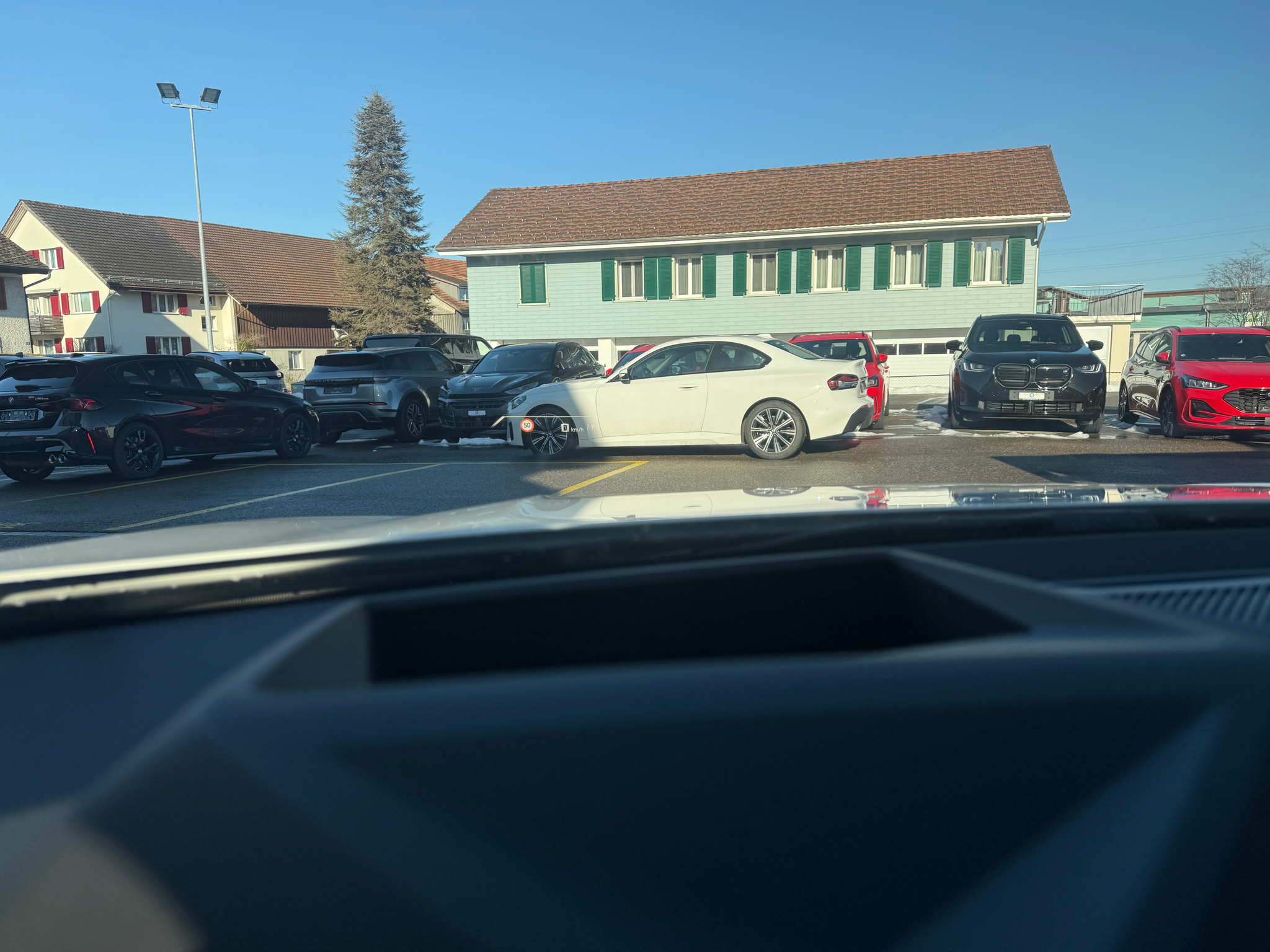 listing desktop thumbnail image 10