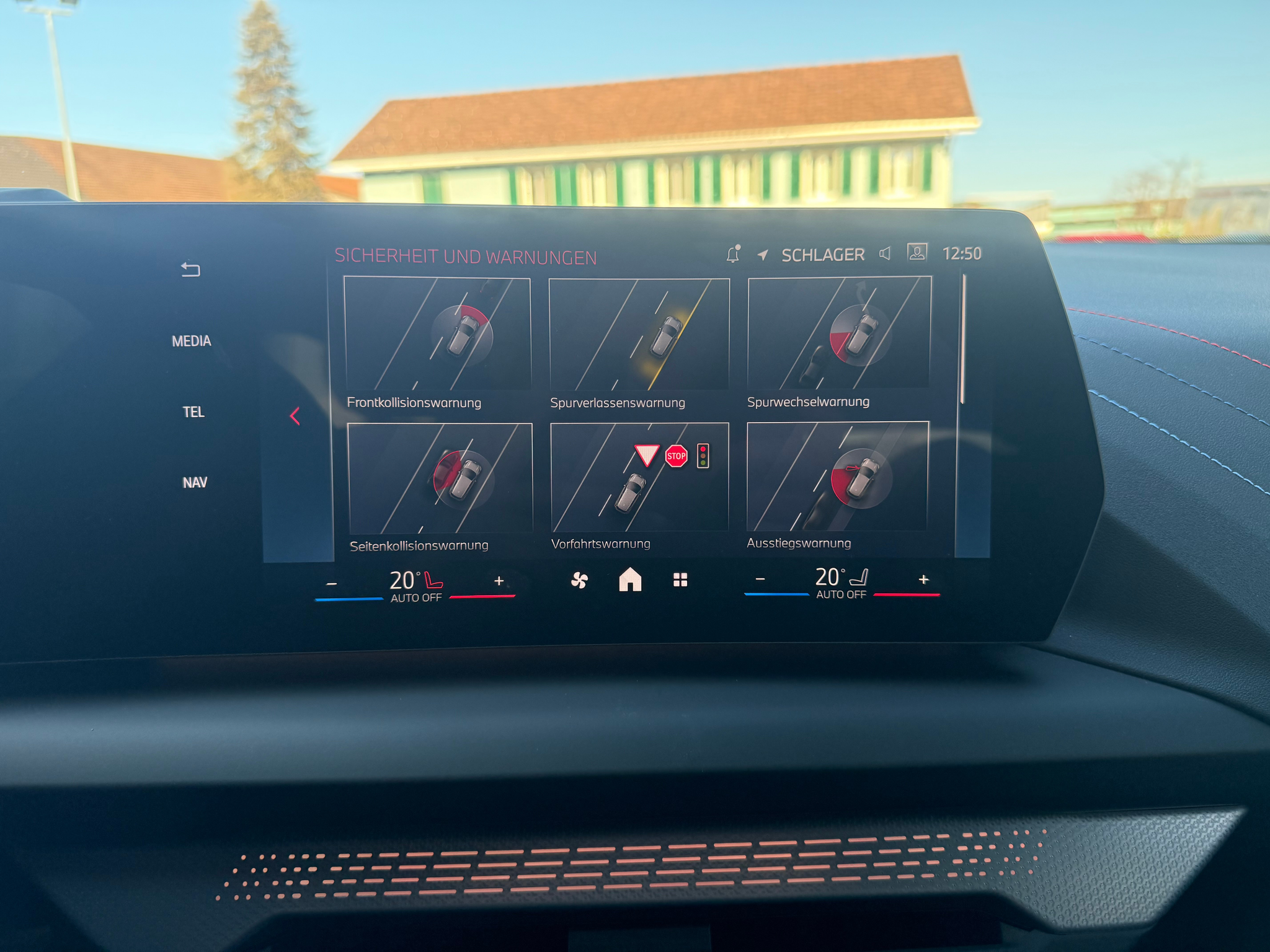 listing desktop thumbnail image 14