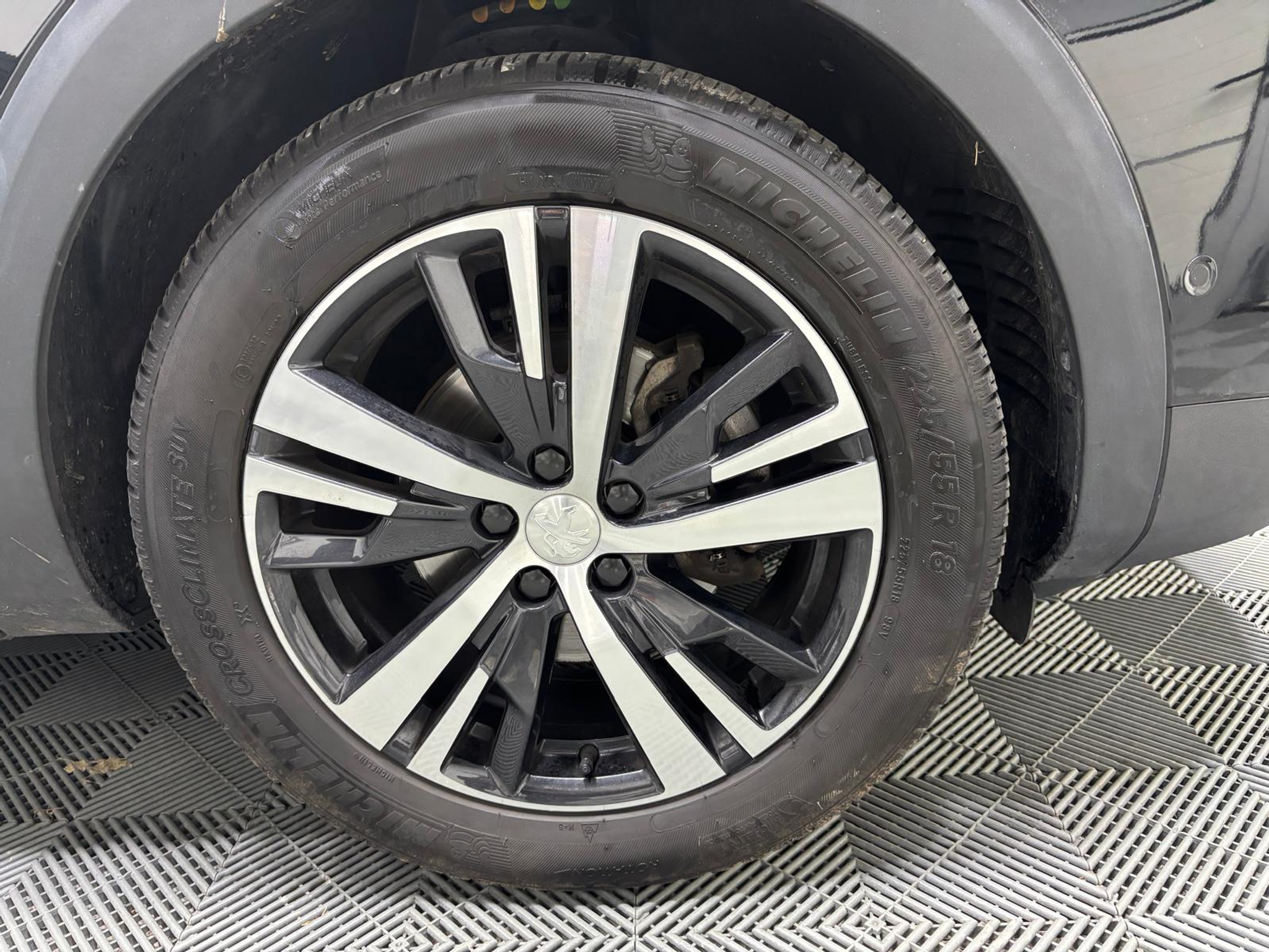 listing desktop thumbnail image 26