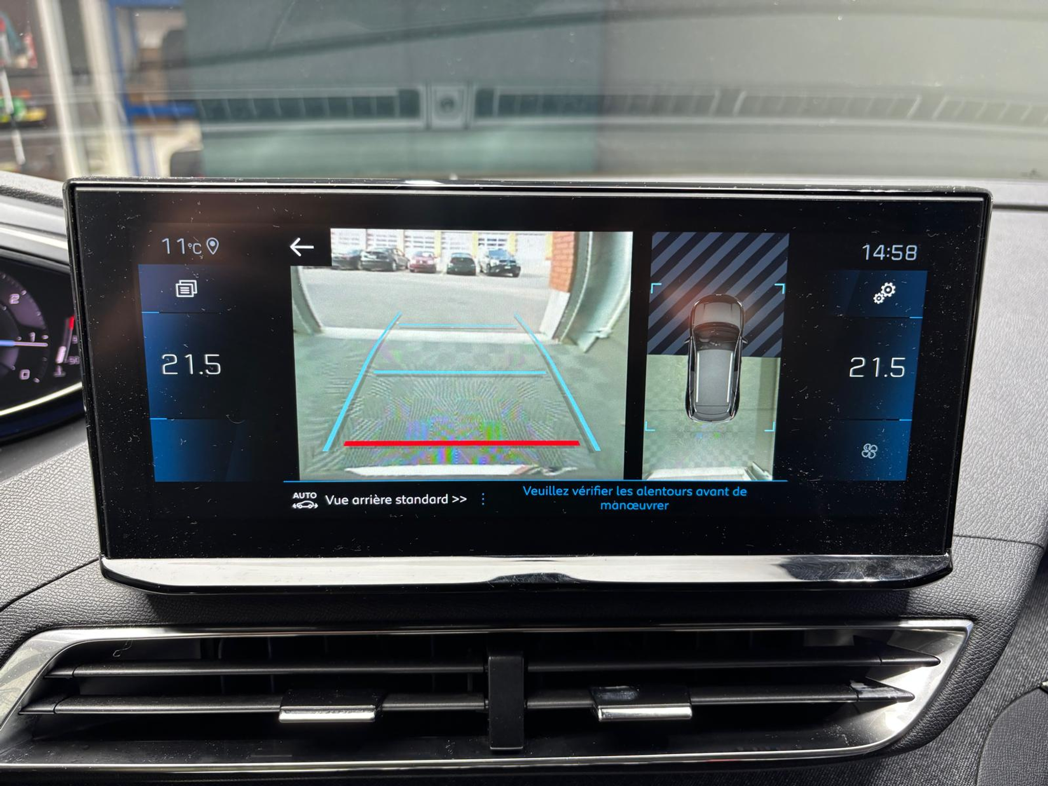 listing desktop thumbnail image 20