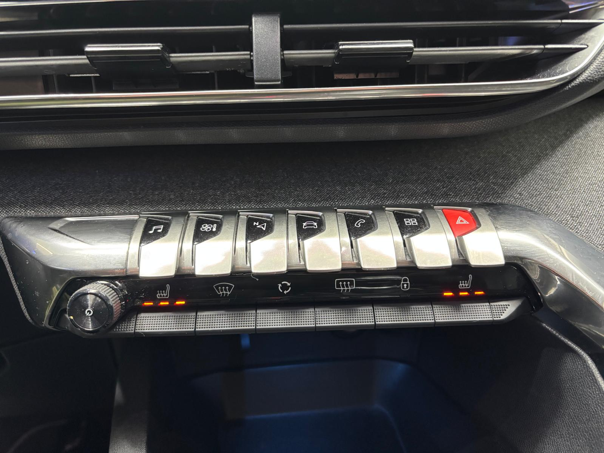 listing desktop thumbnail image 24