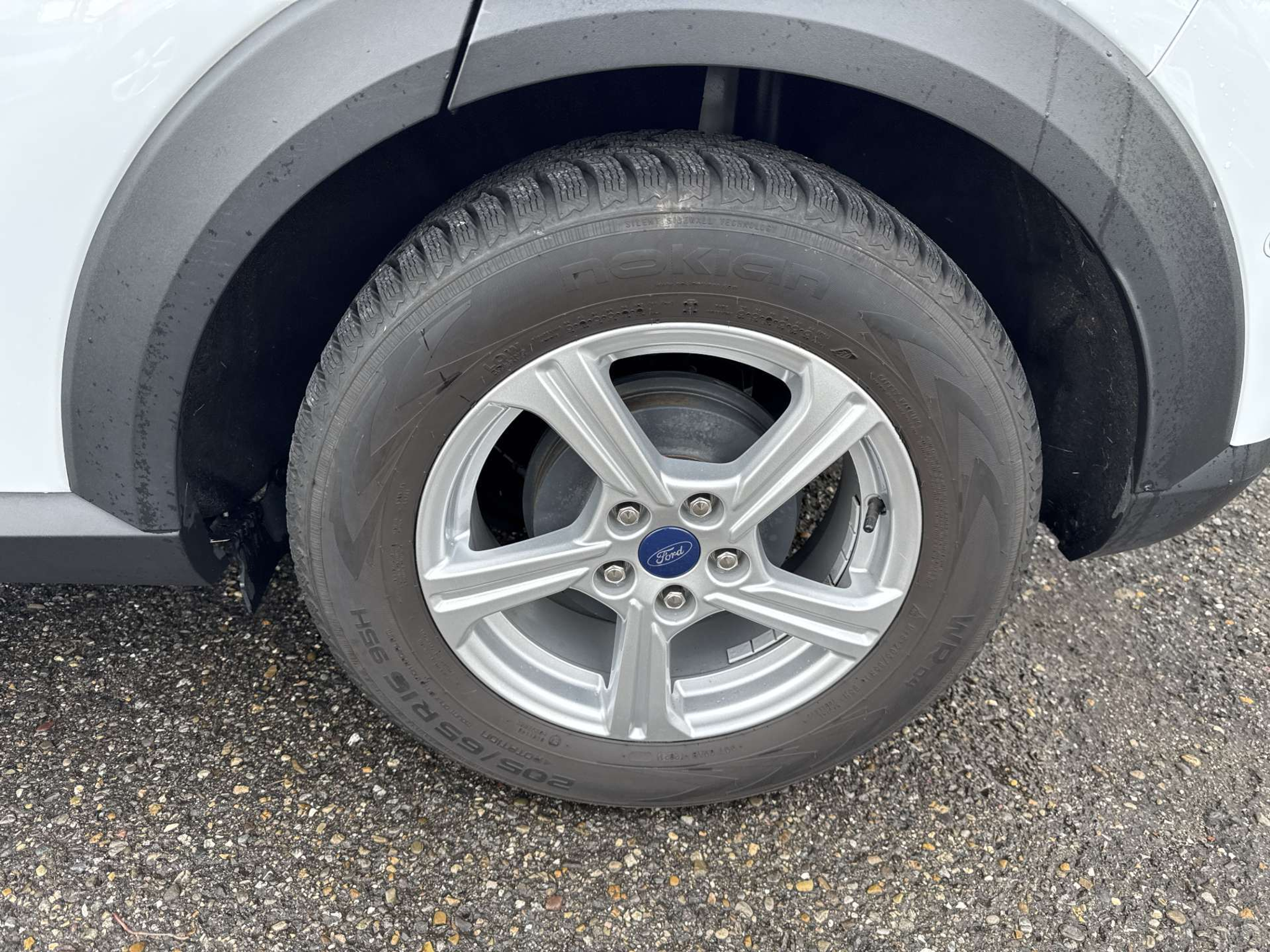 listing desktop thumbnail image 9