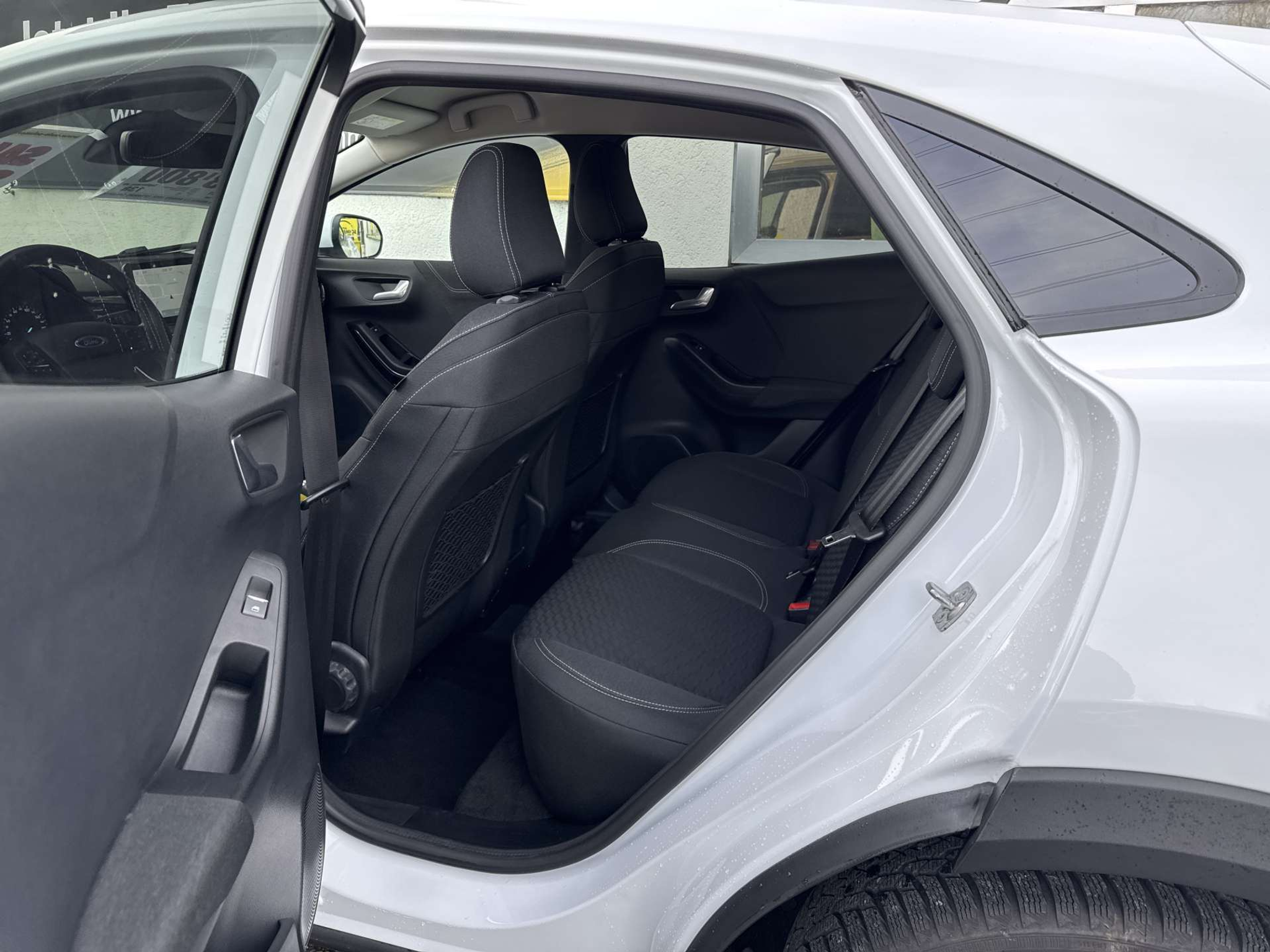 listing desktop thumbnail image 7