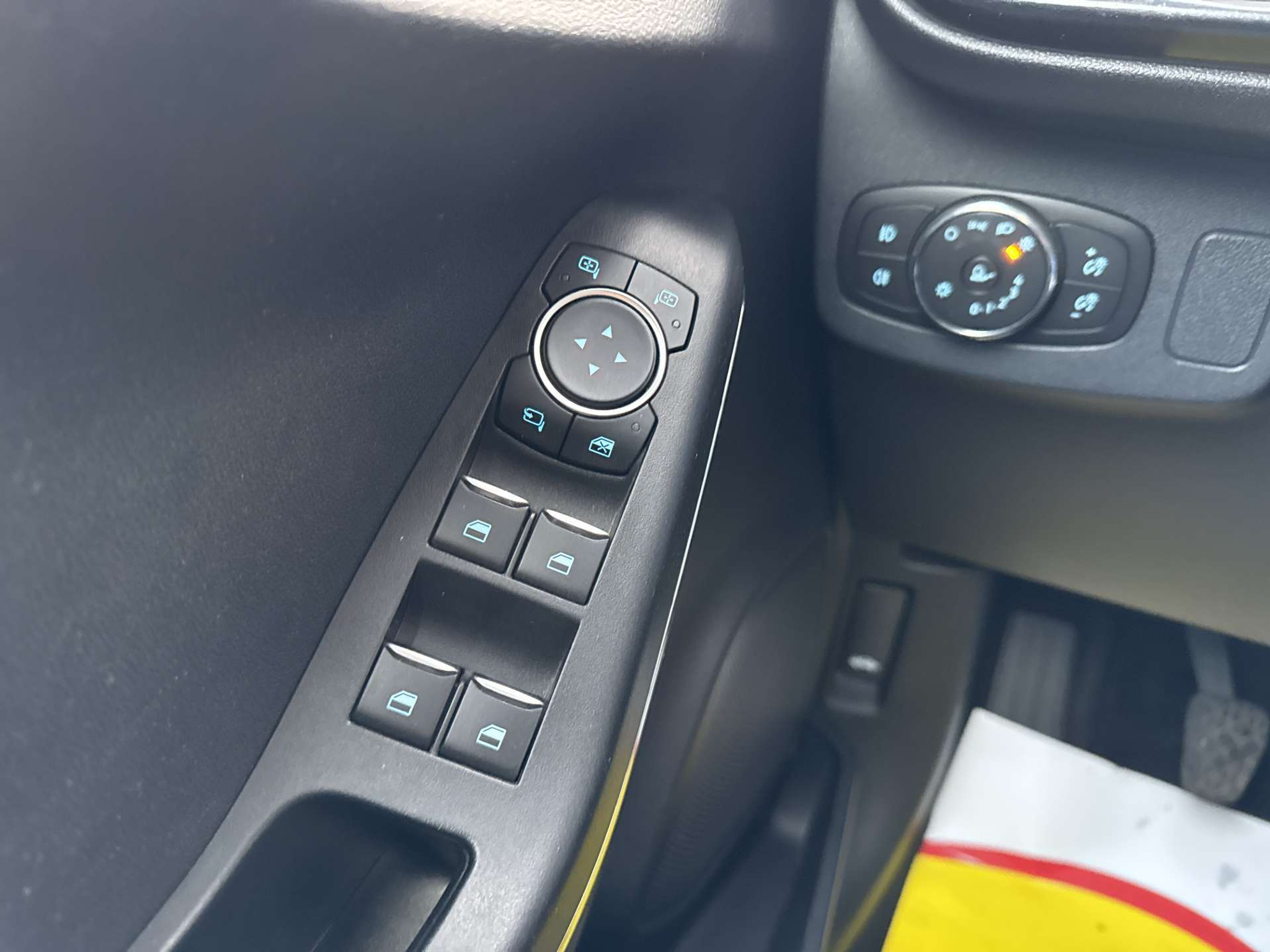 listing desktop thumbnail image 15