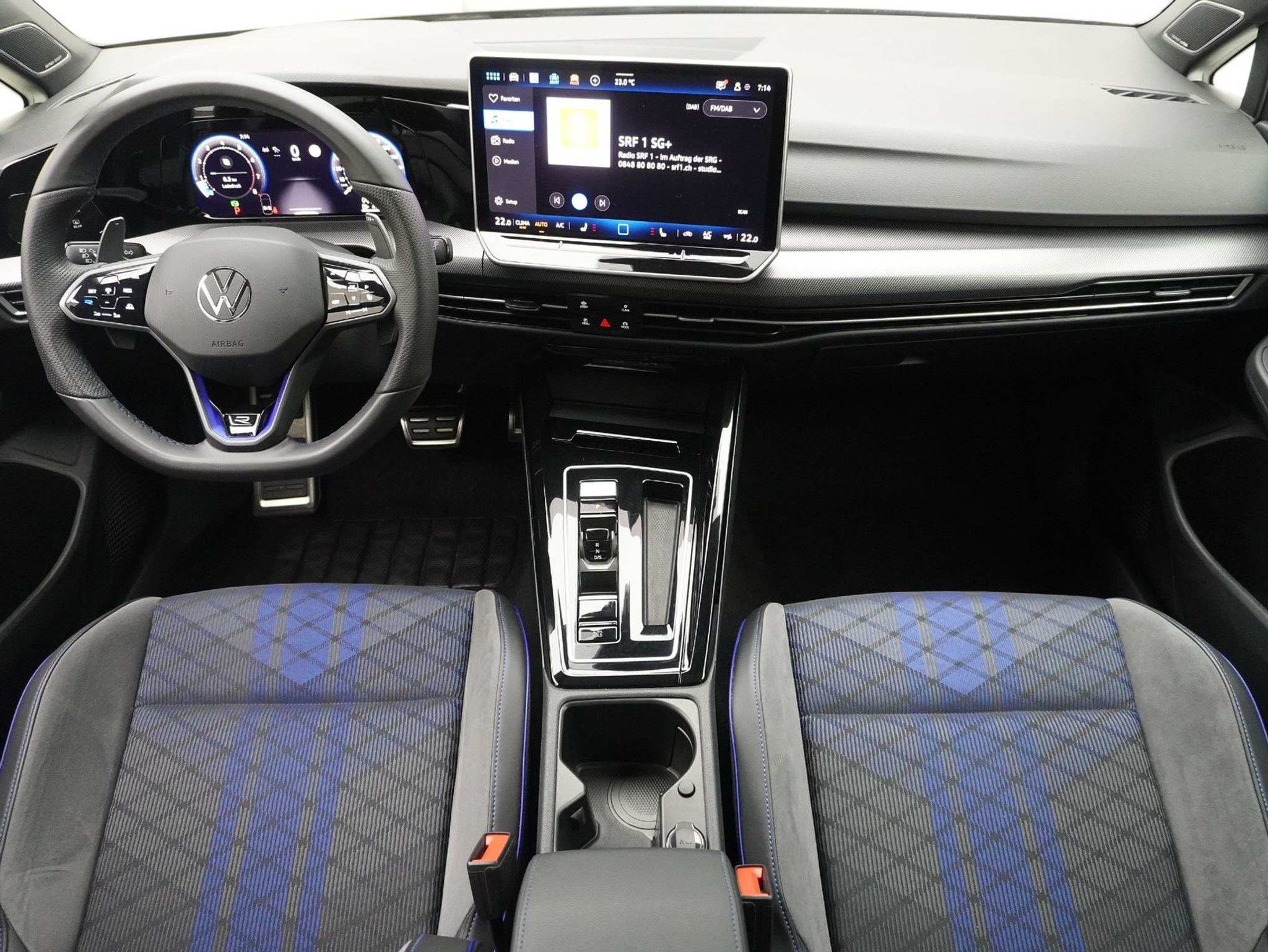 listing desktop thumbnail image 14