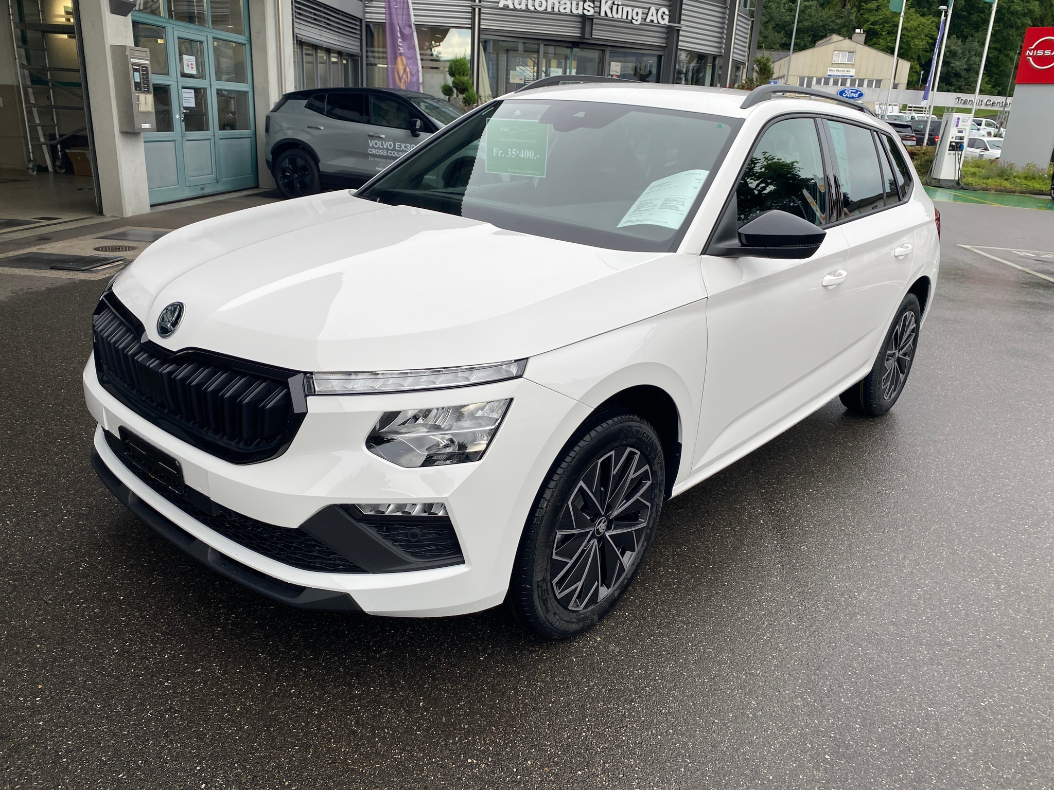 car-image-1