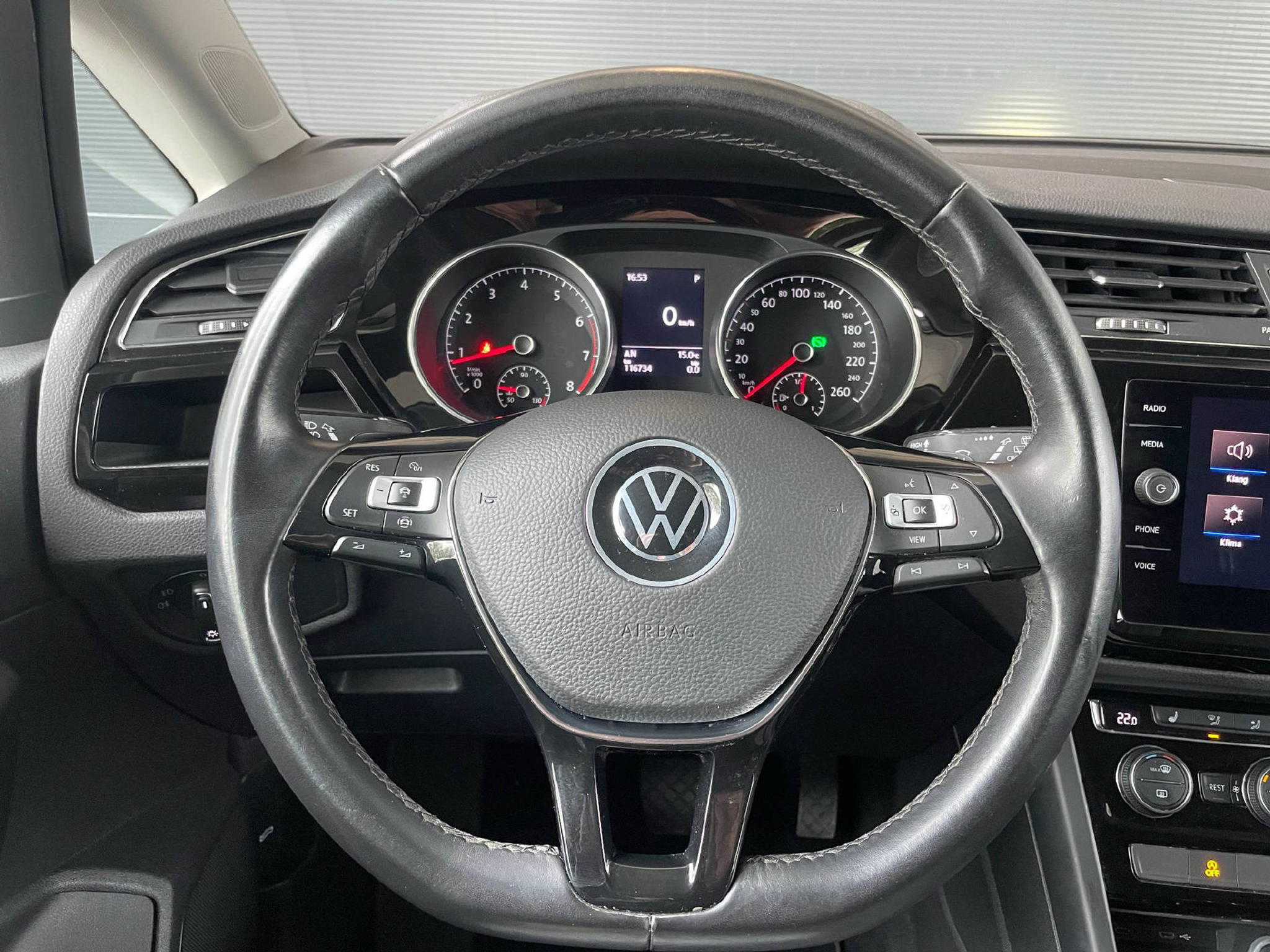 listing desktop thumbnail image 7