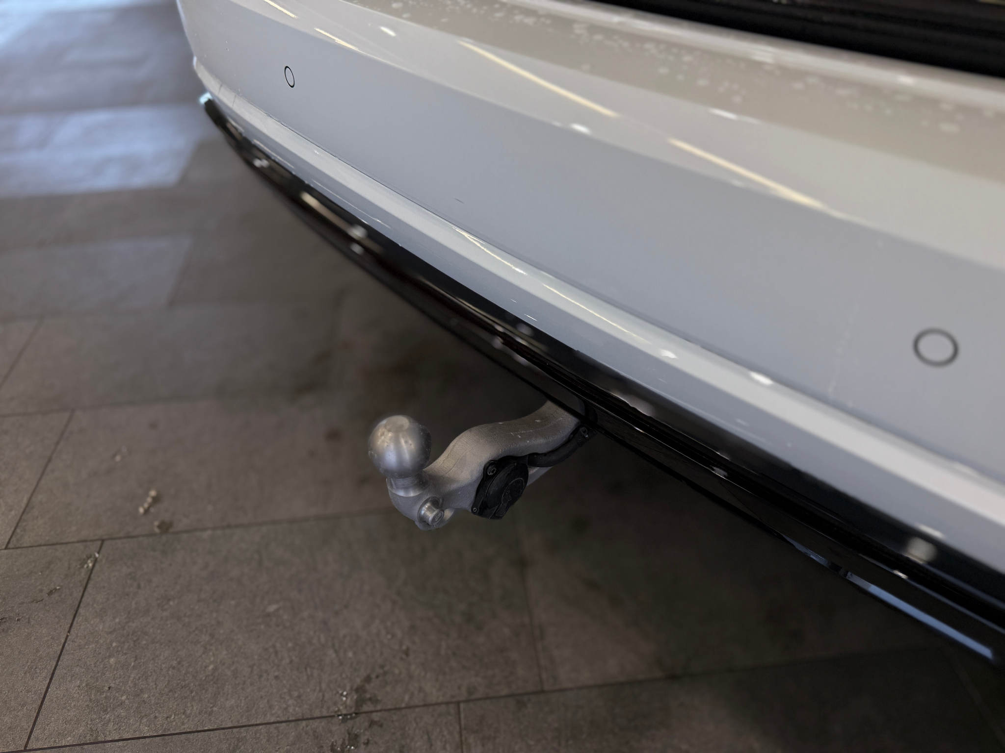 listing desktop thumbnail image 6