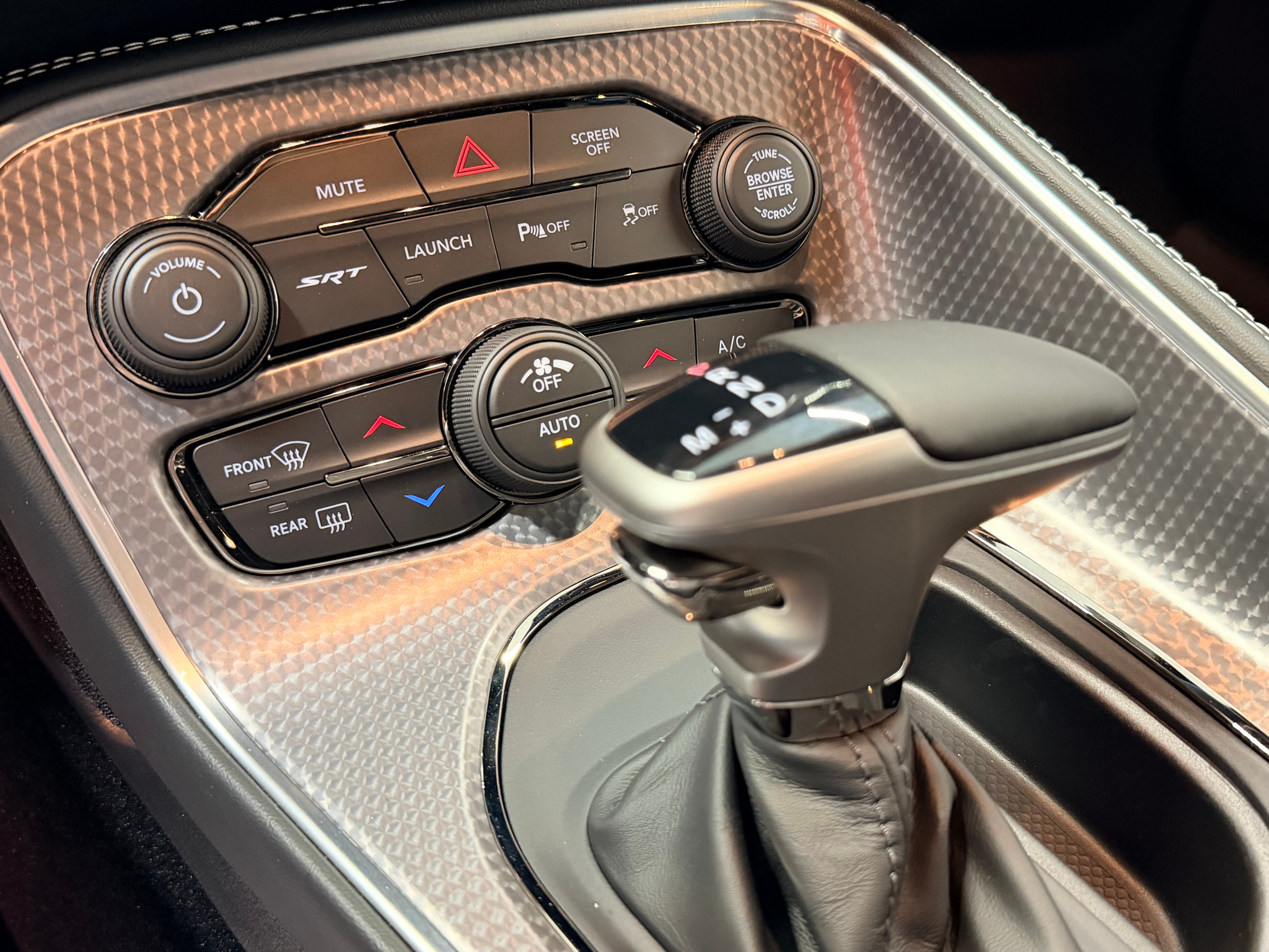 listing desktop thumbnail image 23