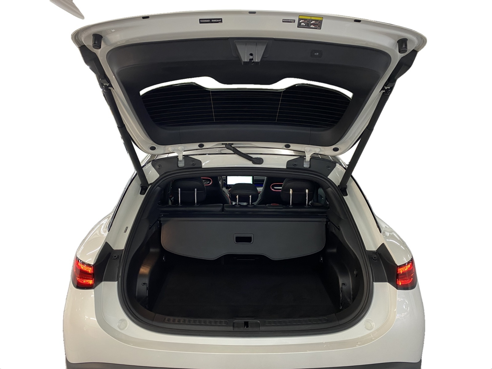 listing desktop thumbnail image 4