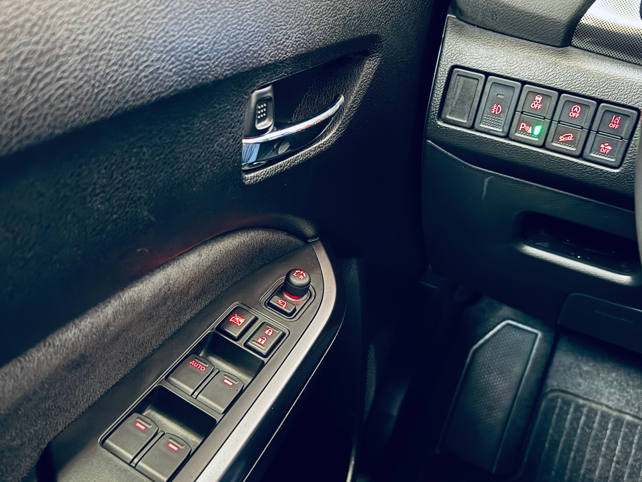 listing desktop thumbnail image 24