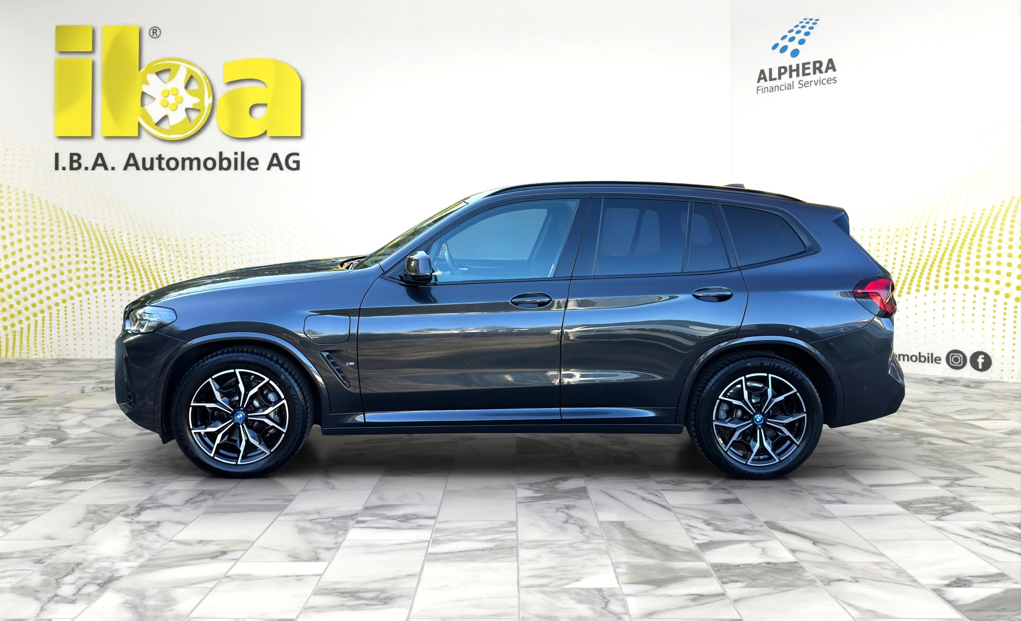 listing desktop thumbnail image 1