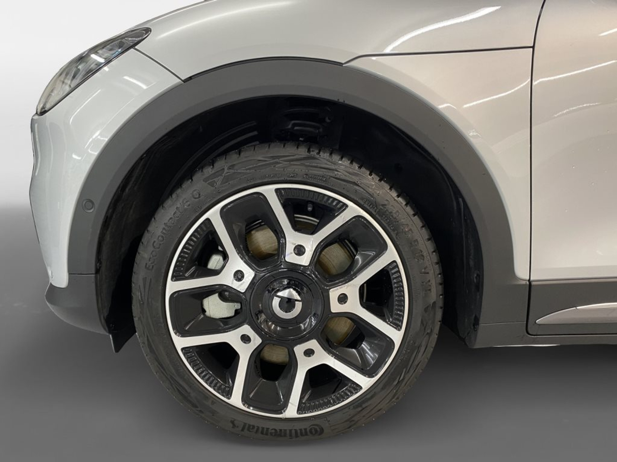 listing desktop thumbnail image 5