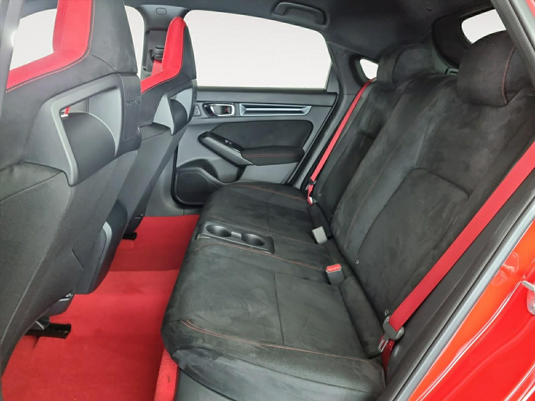 listing desktop thumbnail image 10