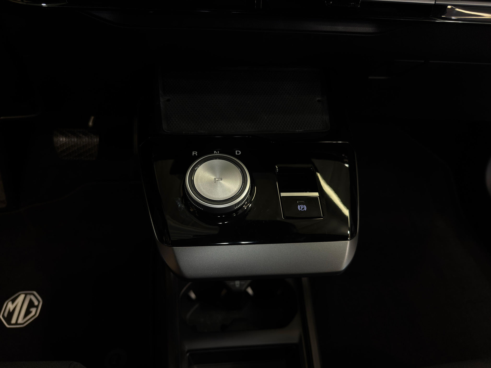 listing desktop thumbnail image 12