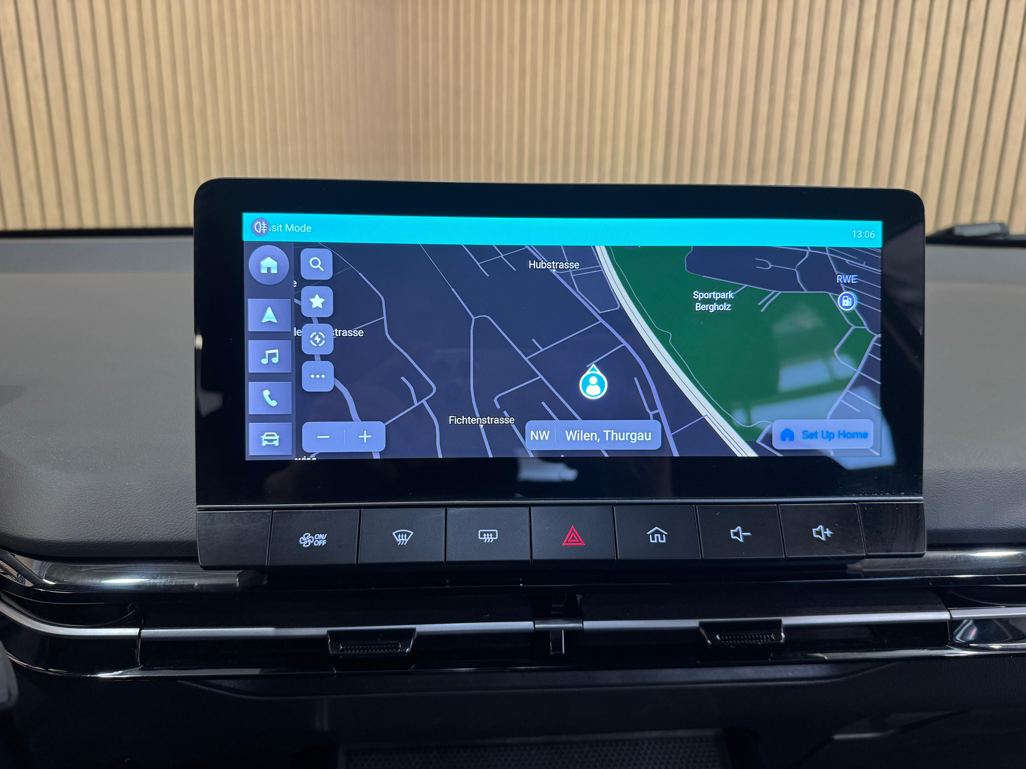 listing desktop thumbnail image 8