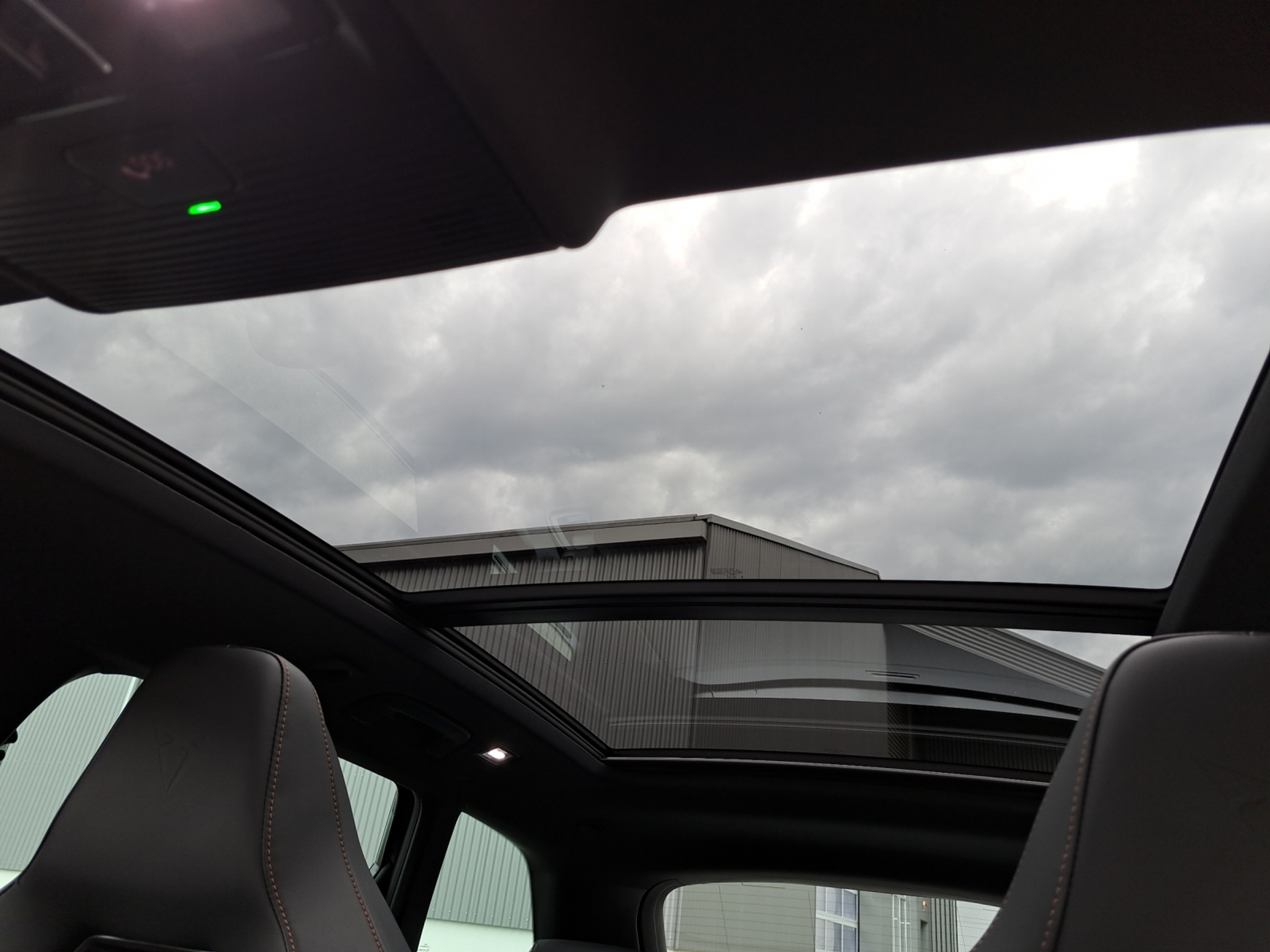 listing desktop thumbnail image 14