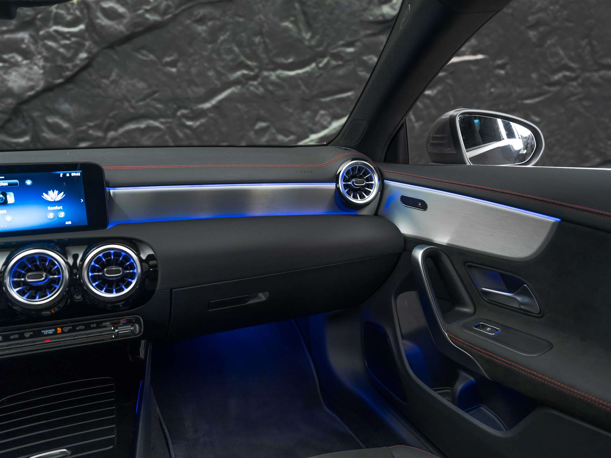 listing desktop thumbnail image 28