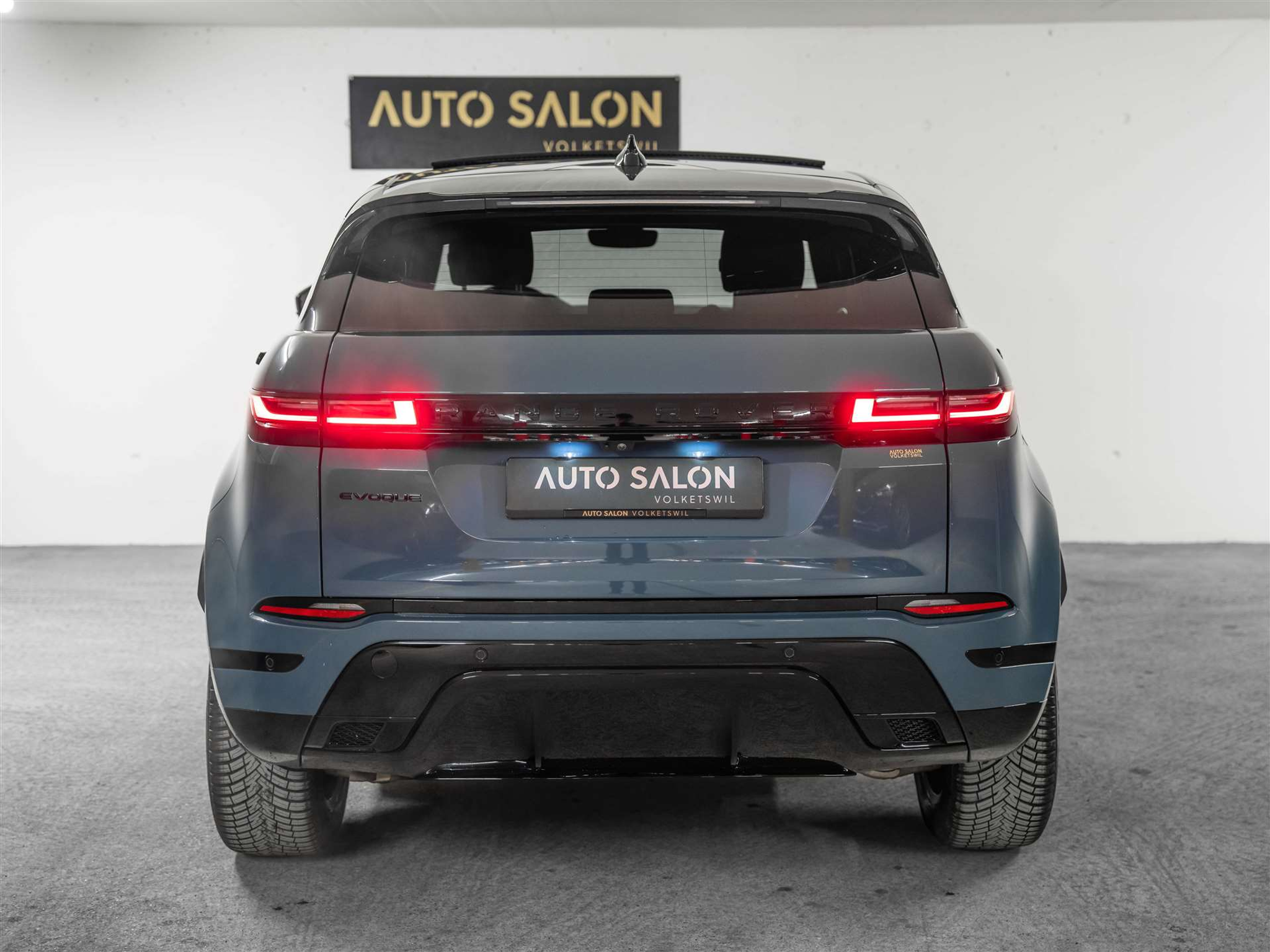 listing desktop thumbnail image 3