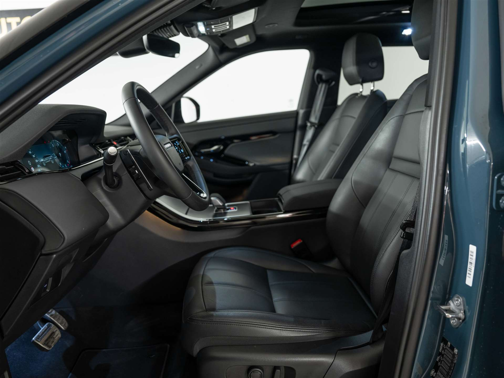 listing desktop thumbnail image 9