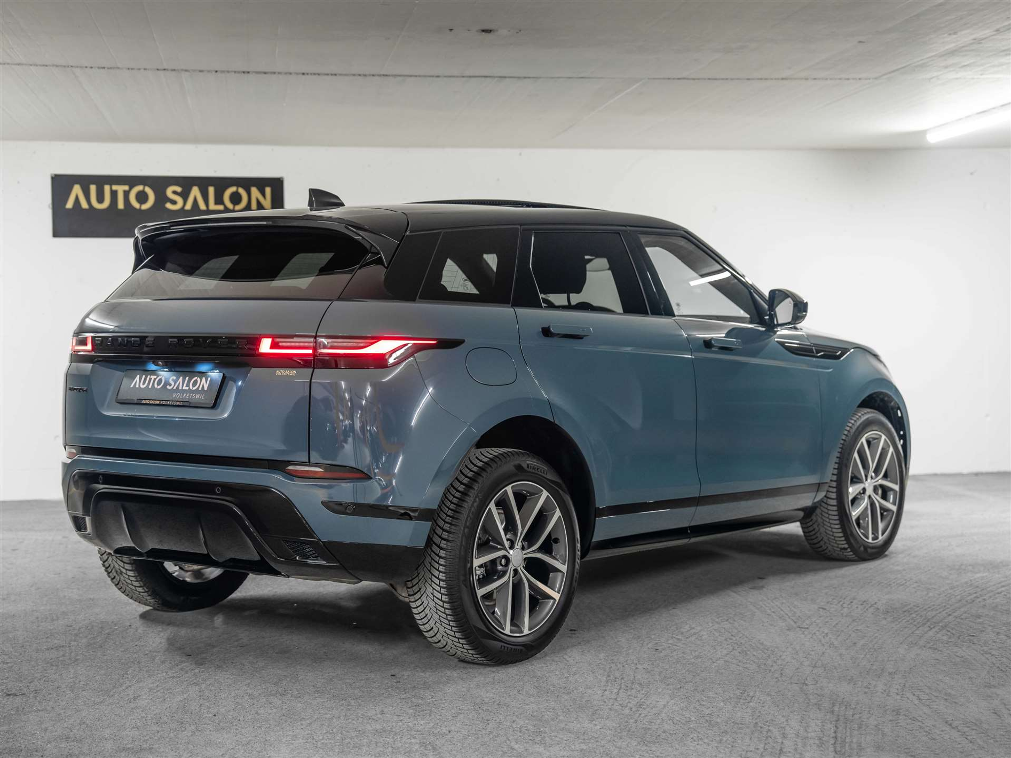 listing desktop thumbnail image 4