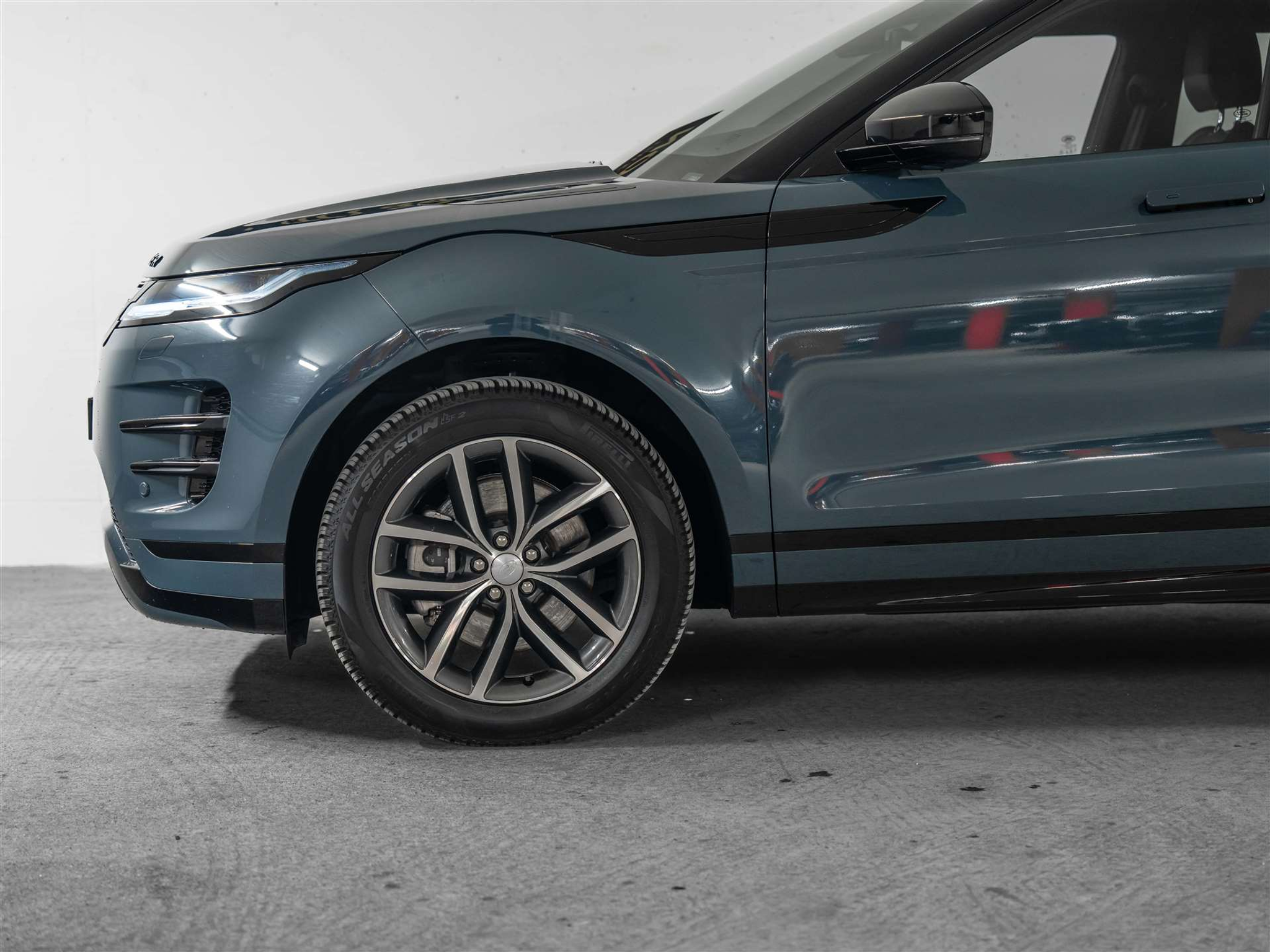 listing desktop thumbnail image 19