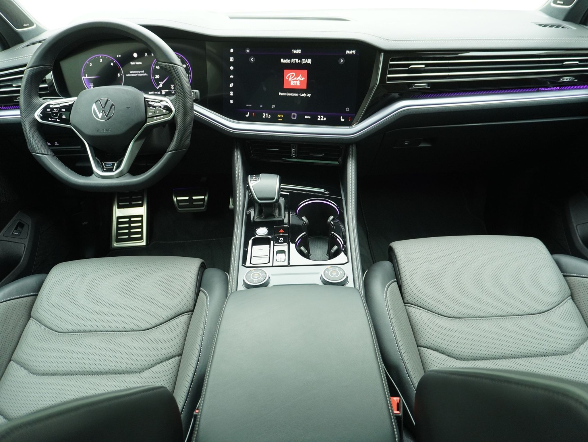 listing desktop thumbnail image 16