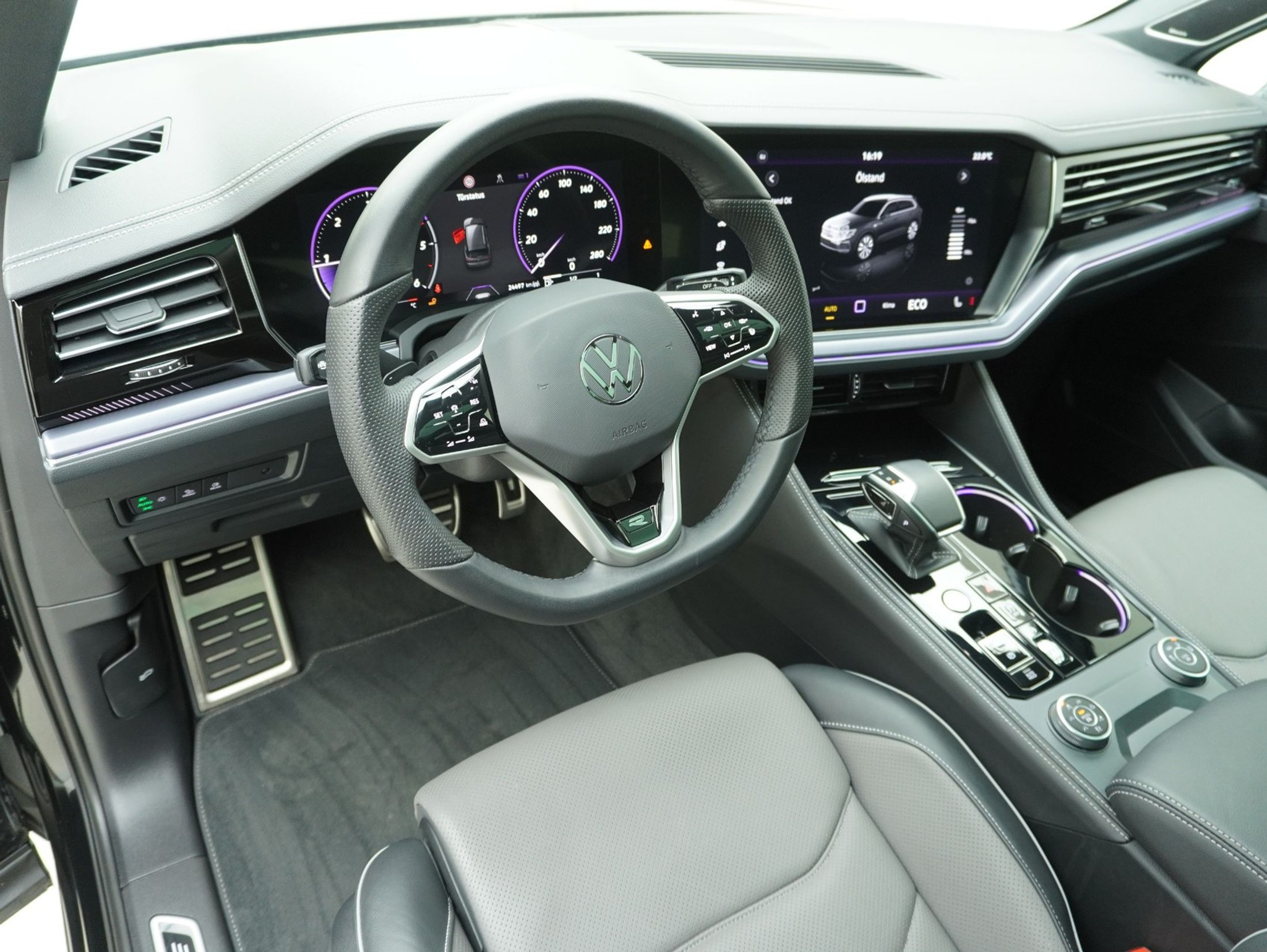 listing desktop thumbnail image 10