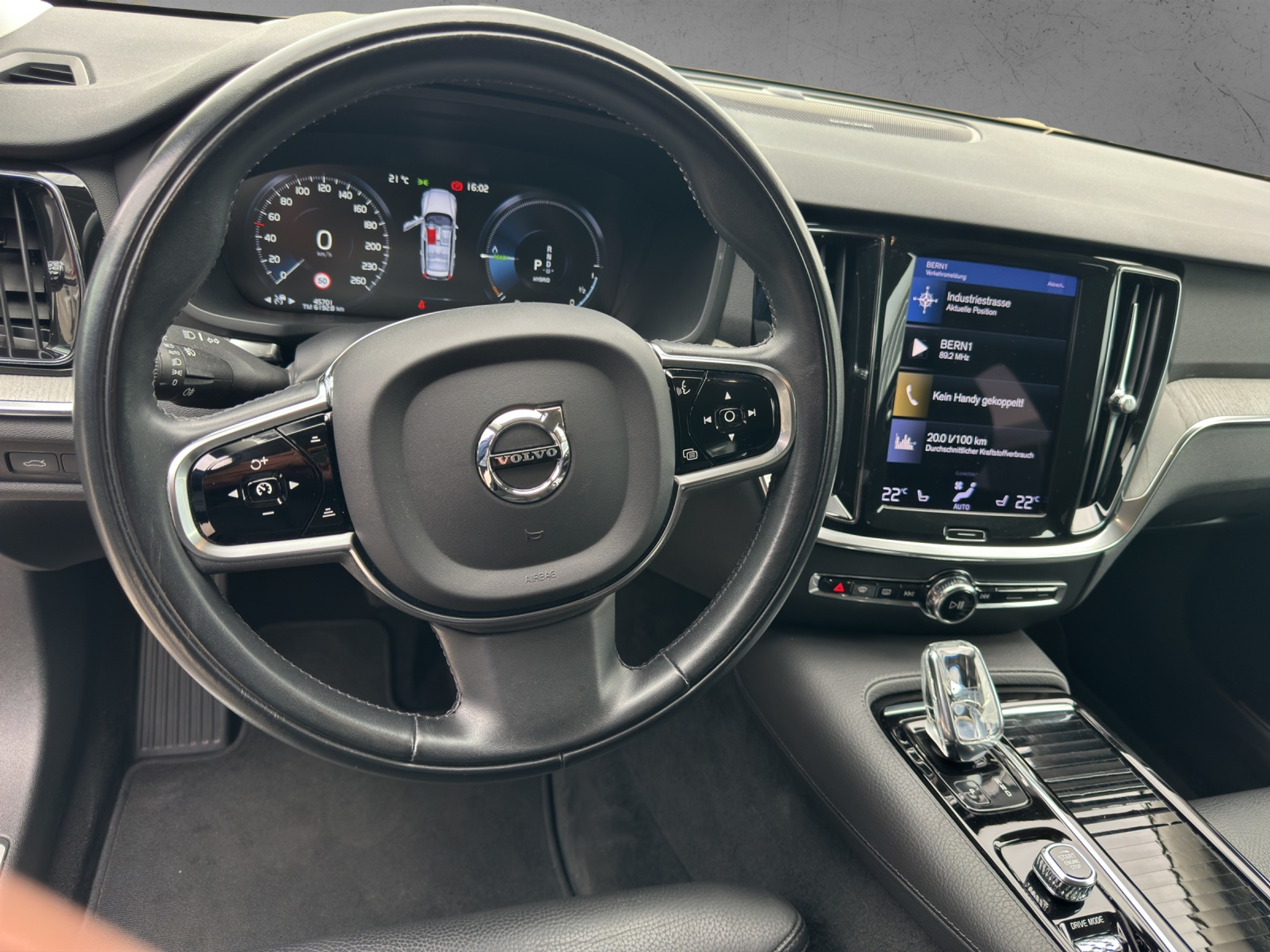 listing desktop thumbnail image 10